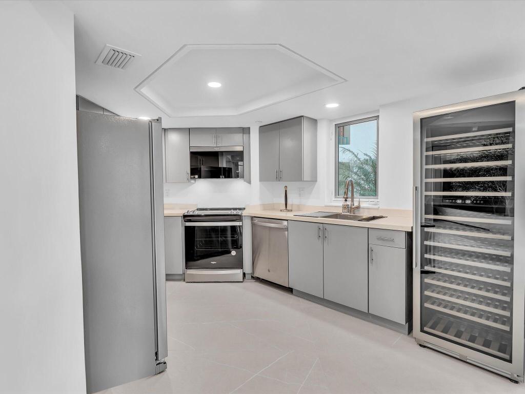 120 SE 5th Avenue 225