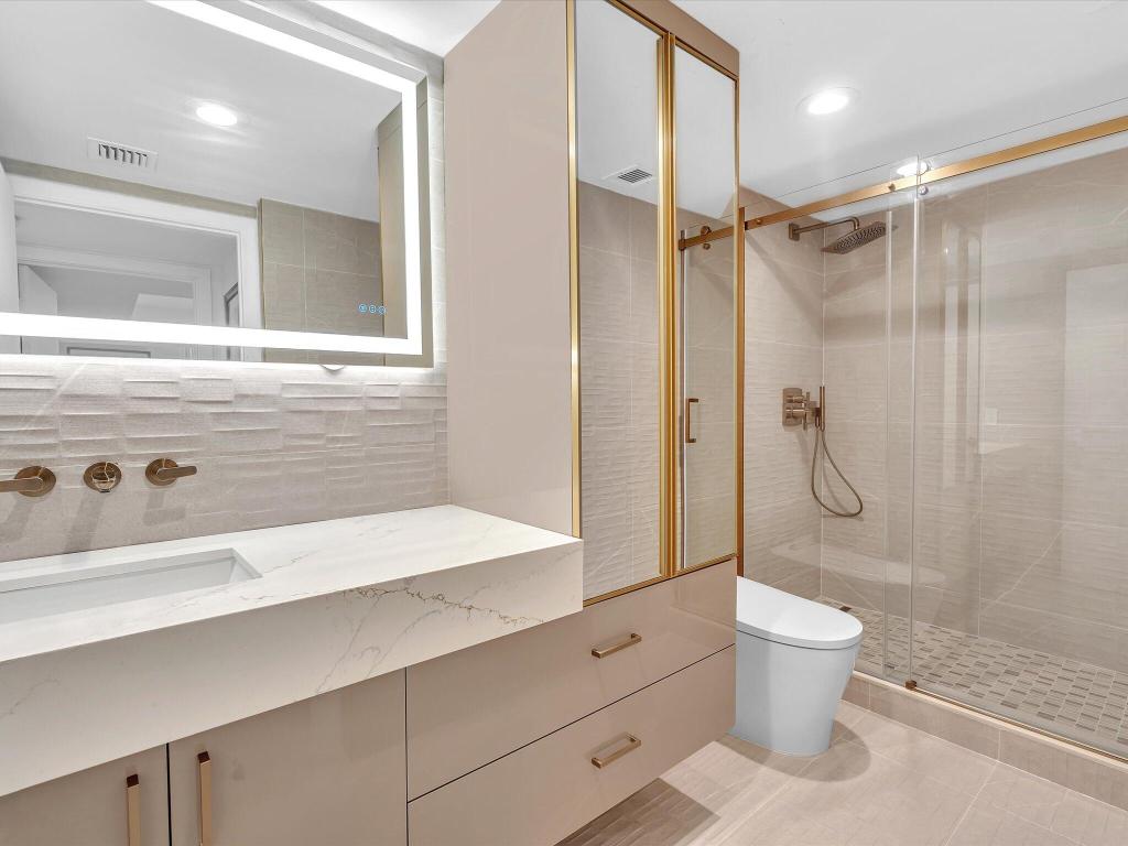 120 SE 5th Avenue 225