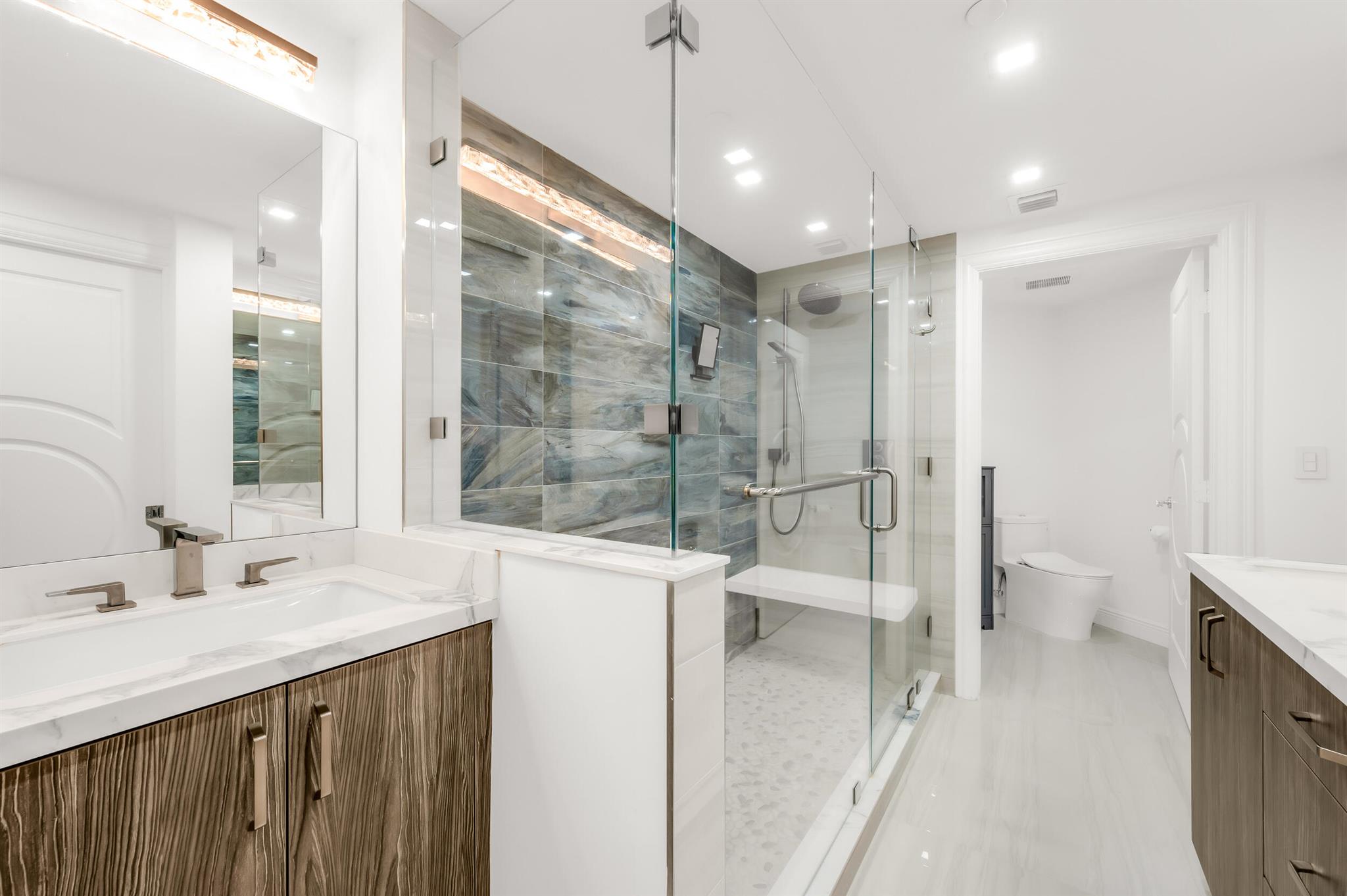 140 SE 5th Avenue Ph50