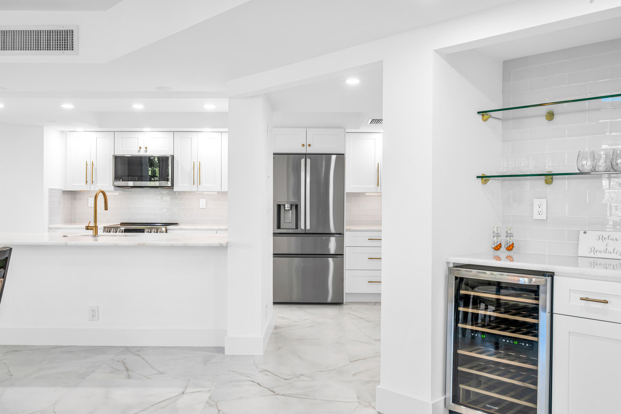 100 SE 5th Avenue 304