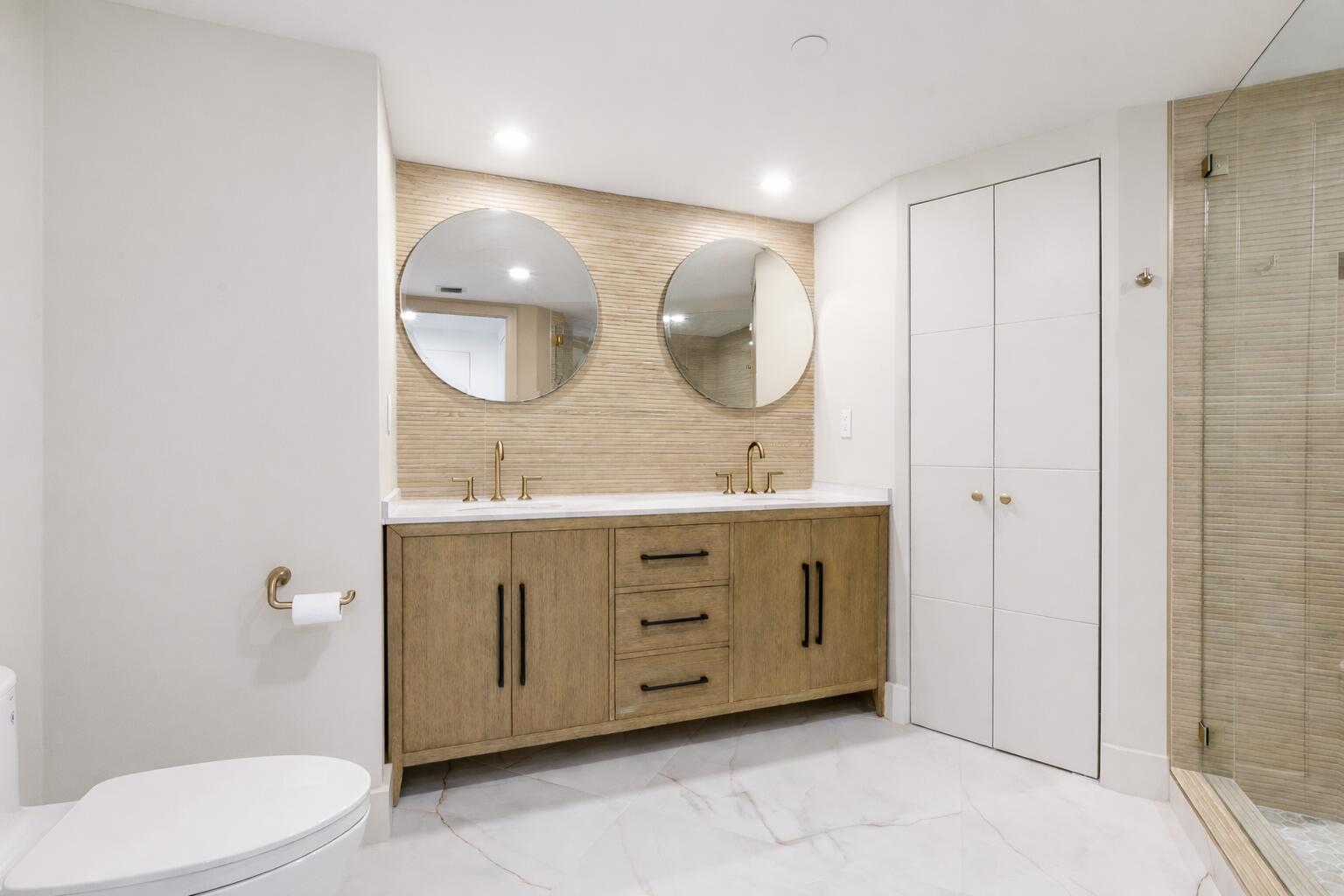 100 SE 5th Avenue 304