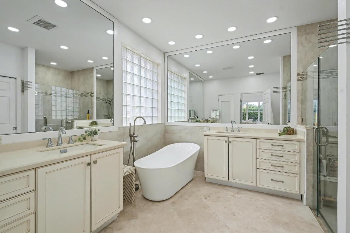 6416 Punta Rosa Drive