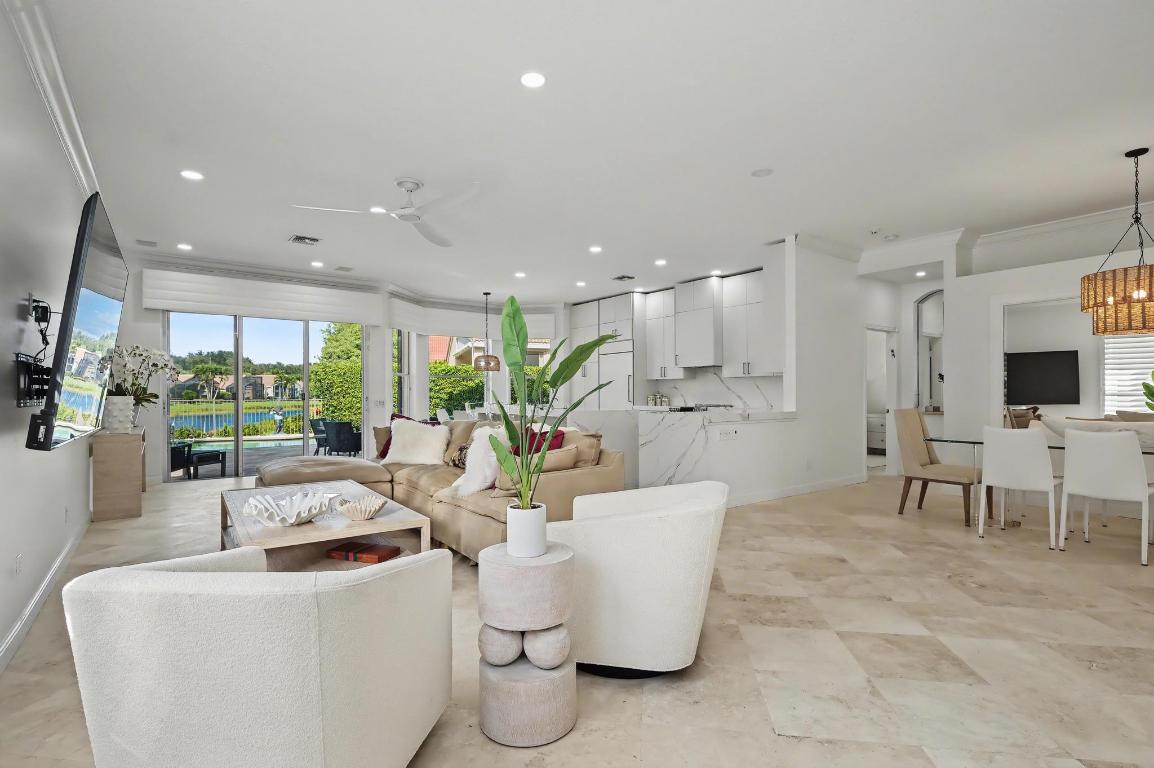 6416 Punta Rosa Drive