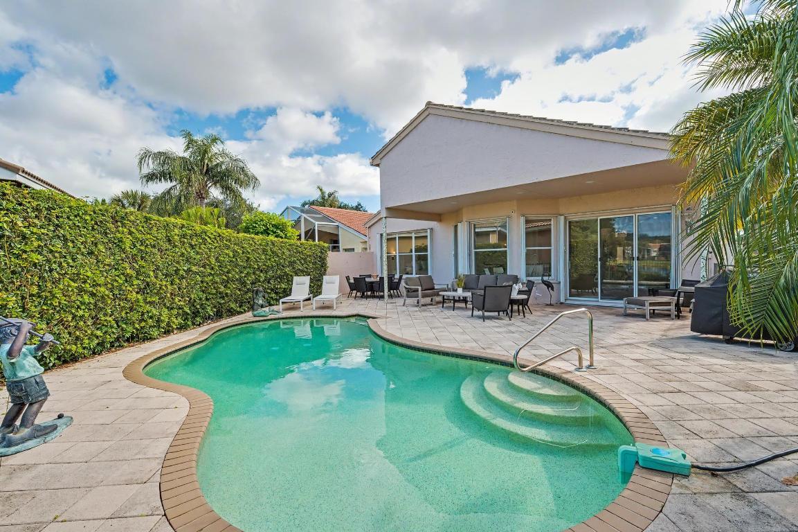 6416 Punta Rosa Drive