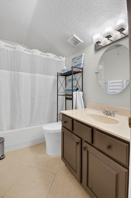 7209 Serrano Terrace