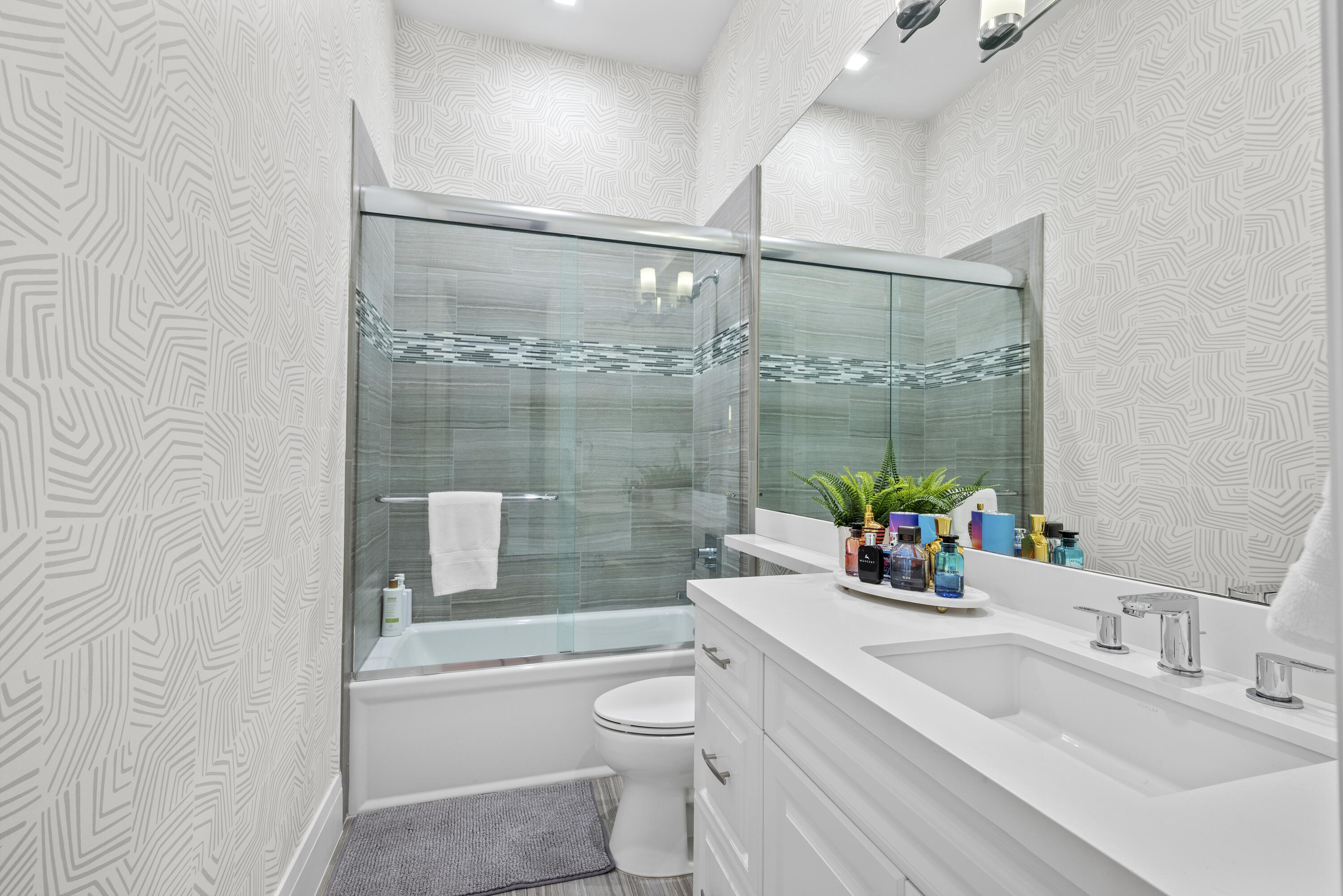 2350 NW 43rd Street