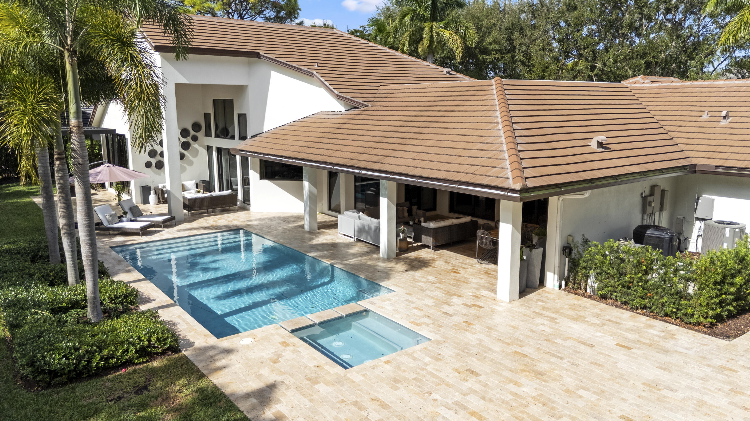 2350 NW 43rd Street