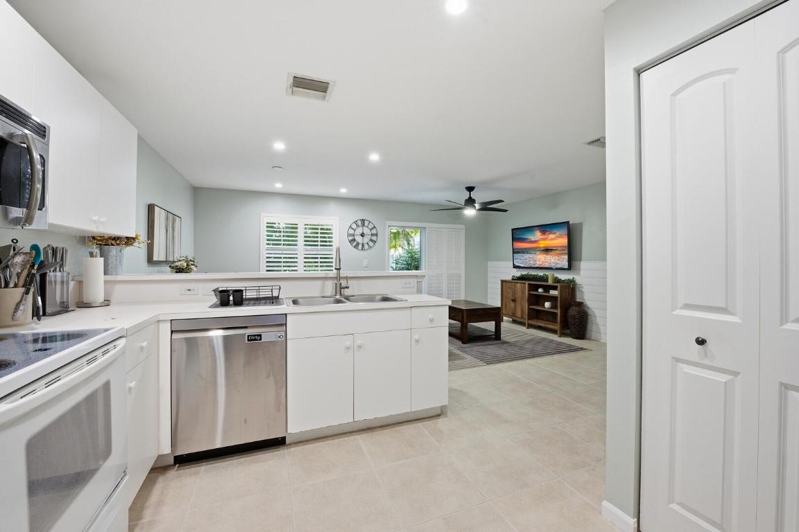 5292 Pine Meadows Road 5292