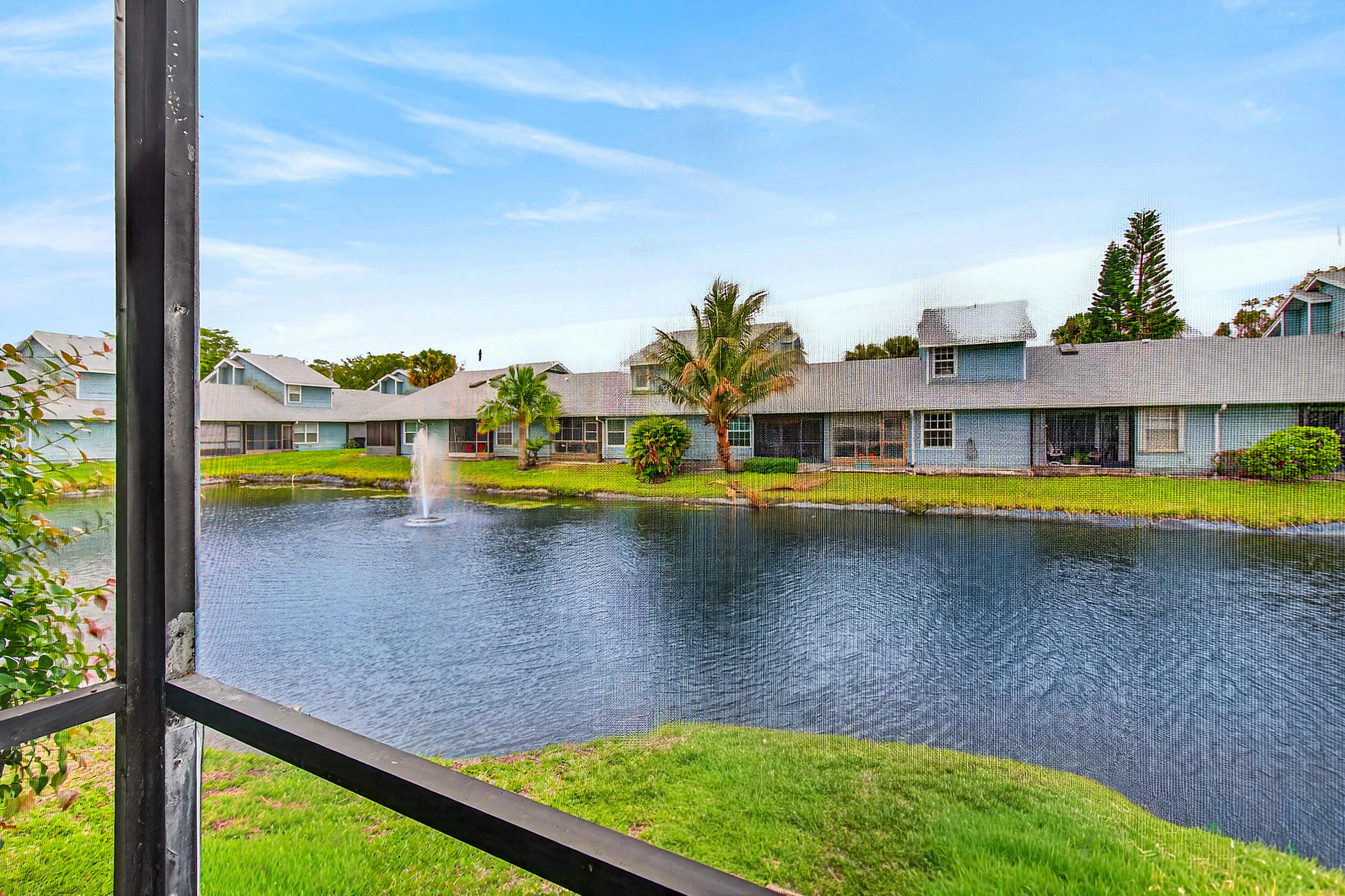 3795 Island Club Circle E 10