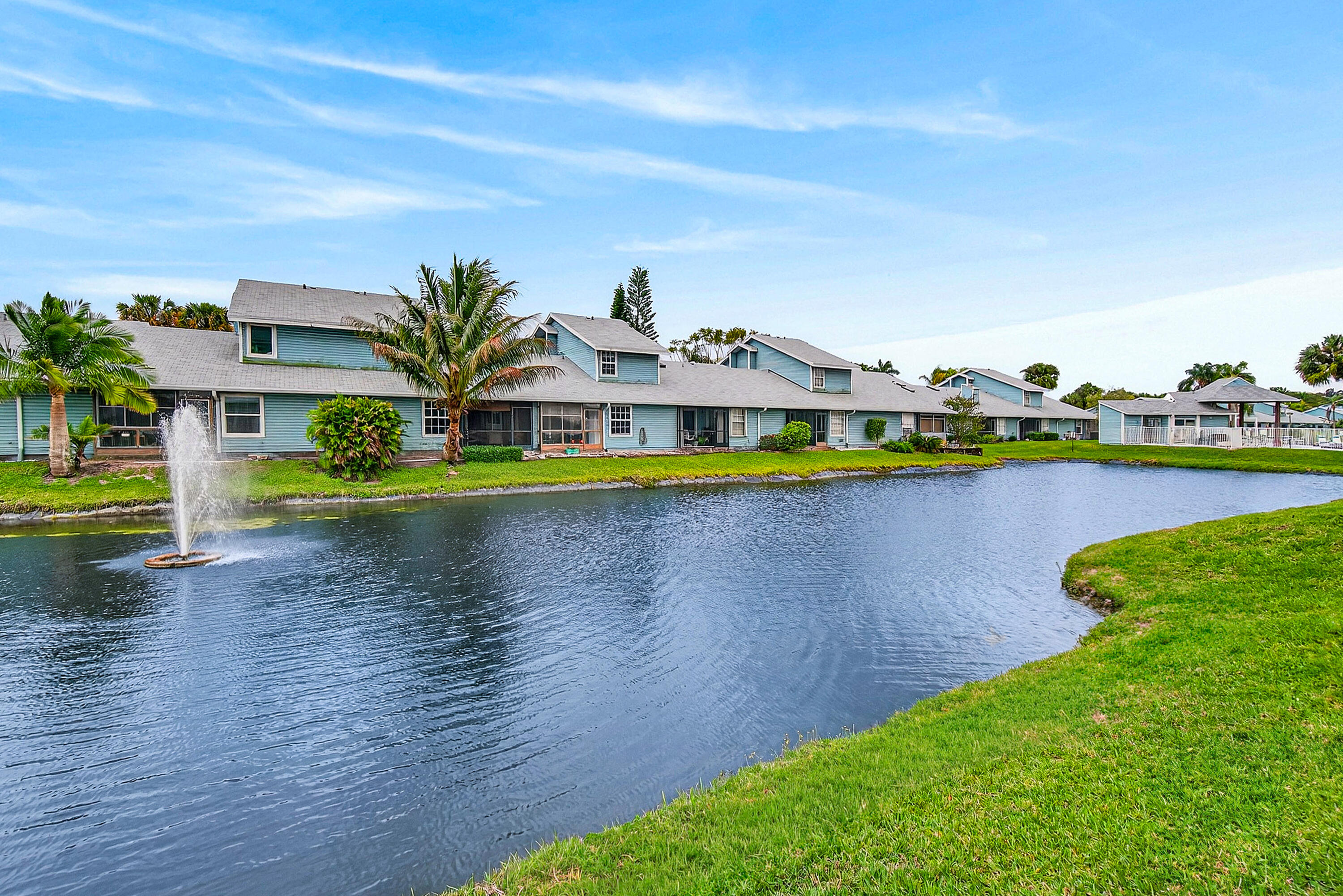3795 Island Club Circle E 10