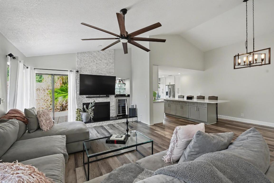 7855 Stanway Place W