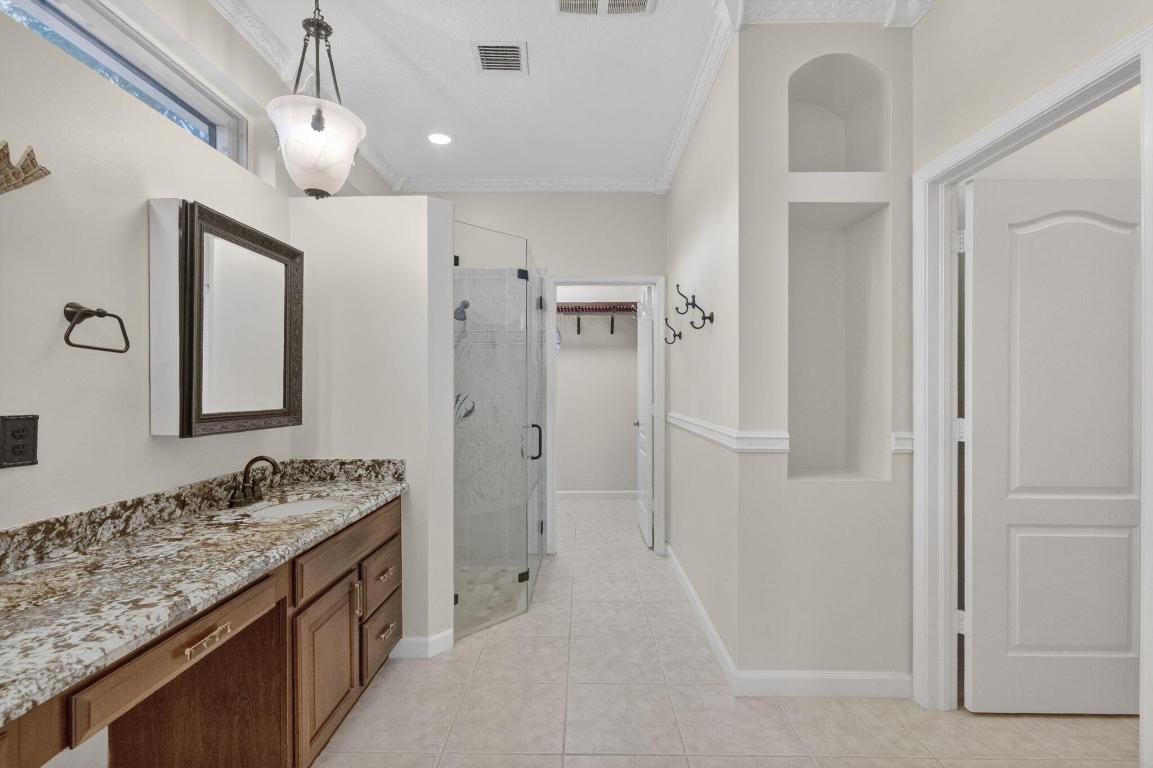 7405 Brunswick Circle