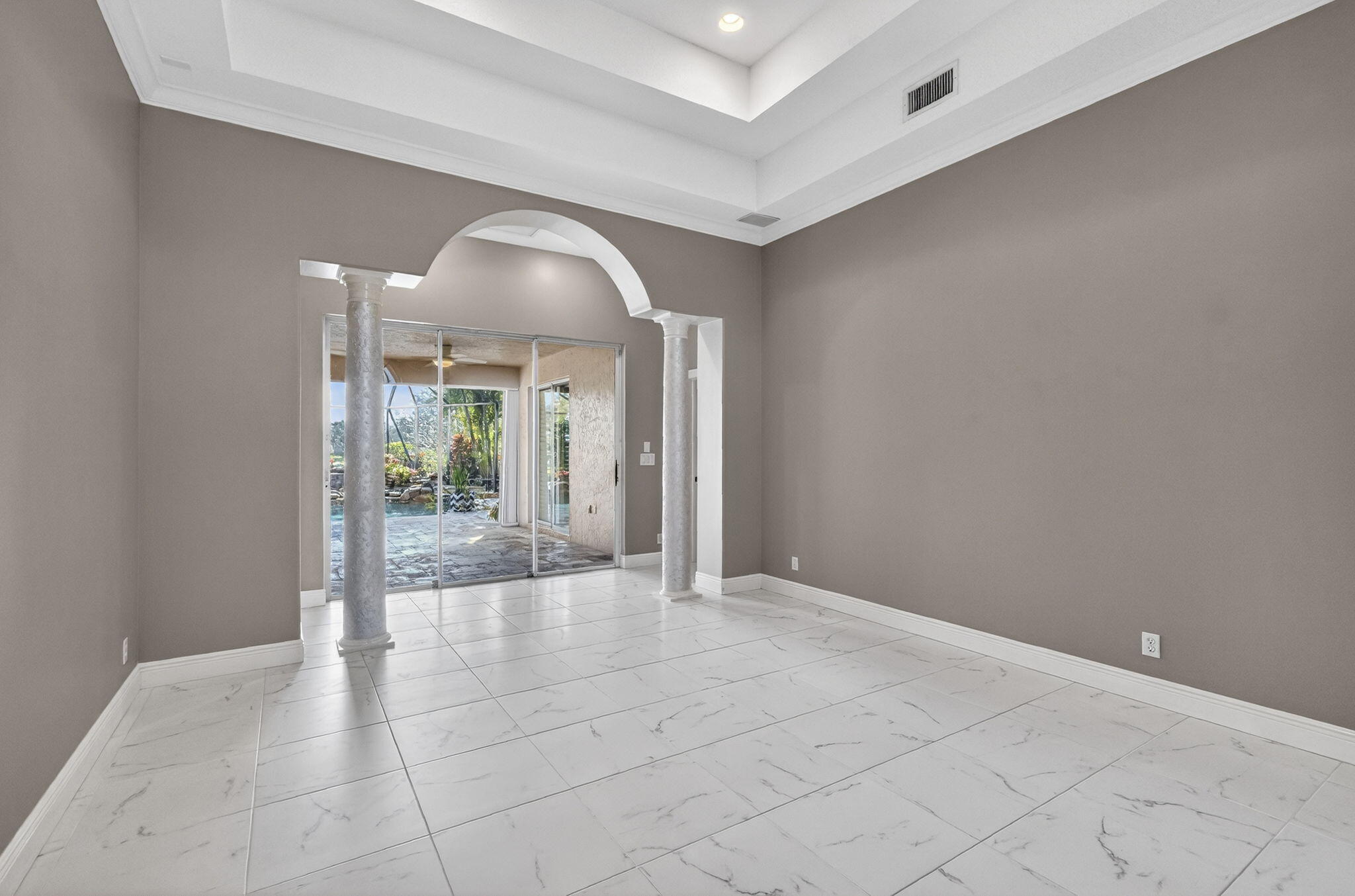 7405 Brunswick Circle