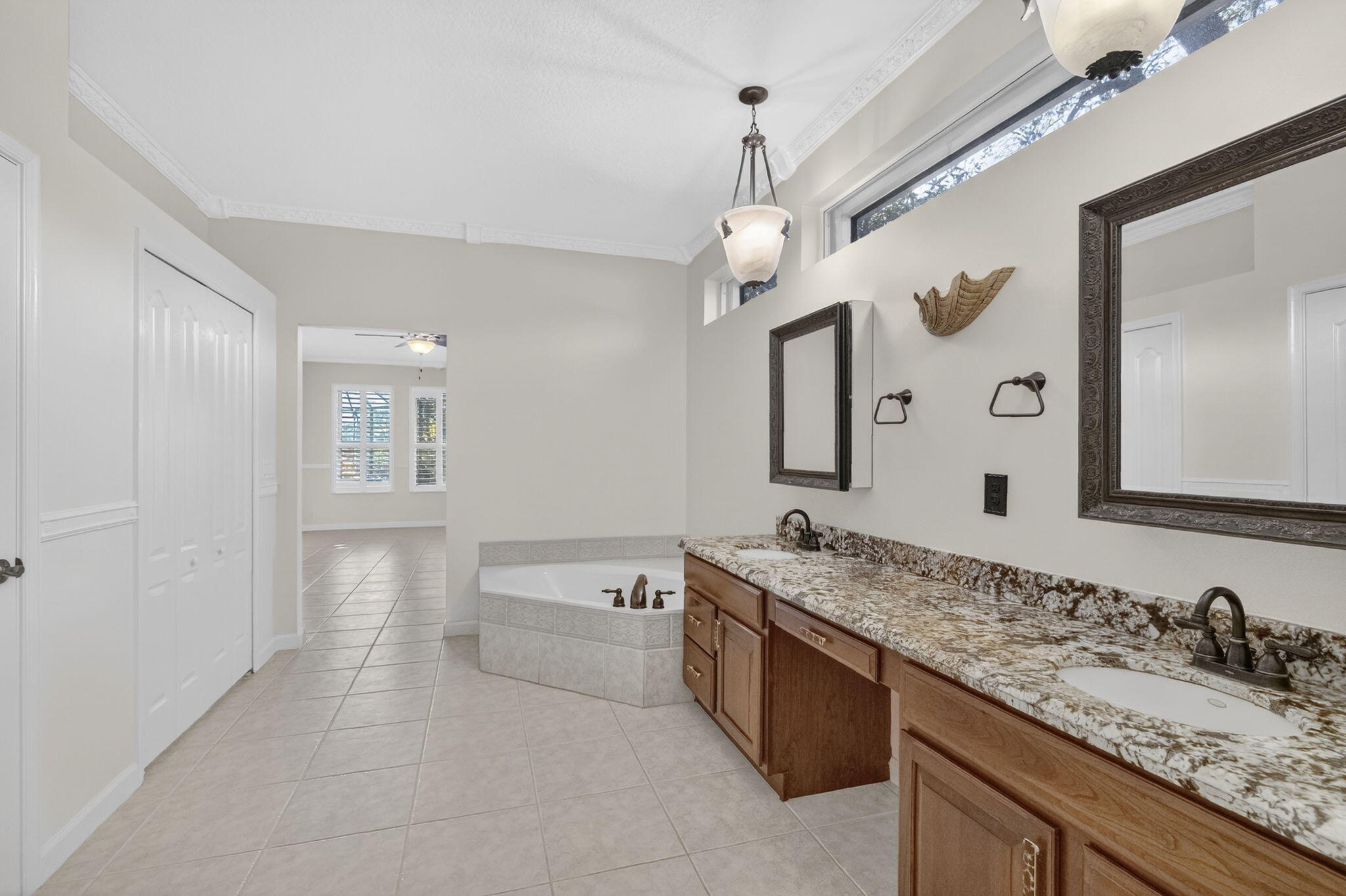 7405 Brunswick Circle