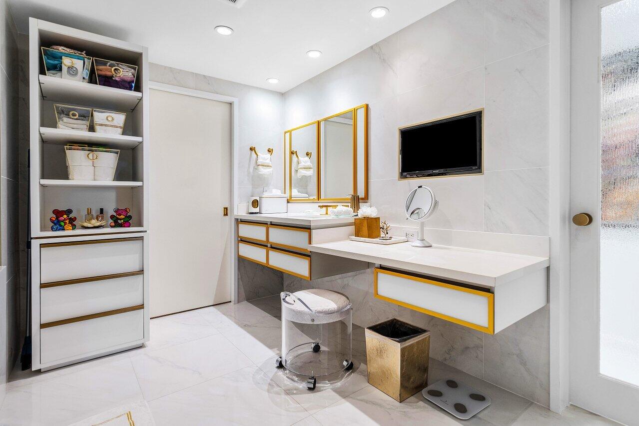 1500 S Ocean Boulevard 303/304