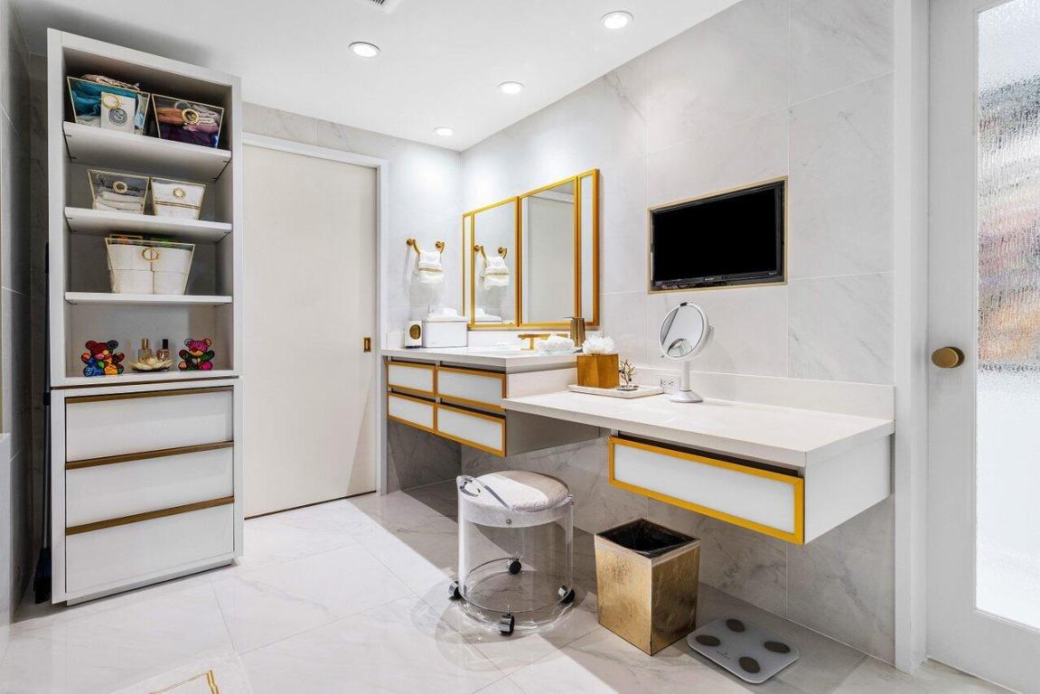 1500 S Ocean Boulevard 303/304