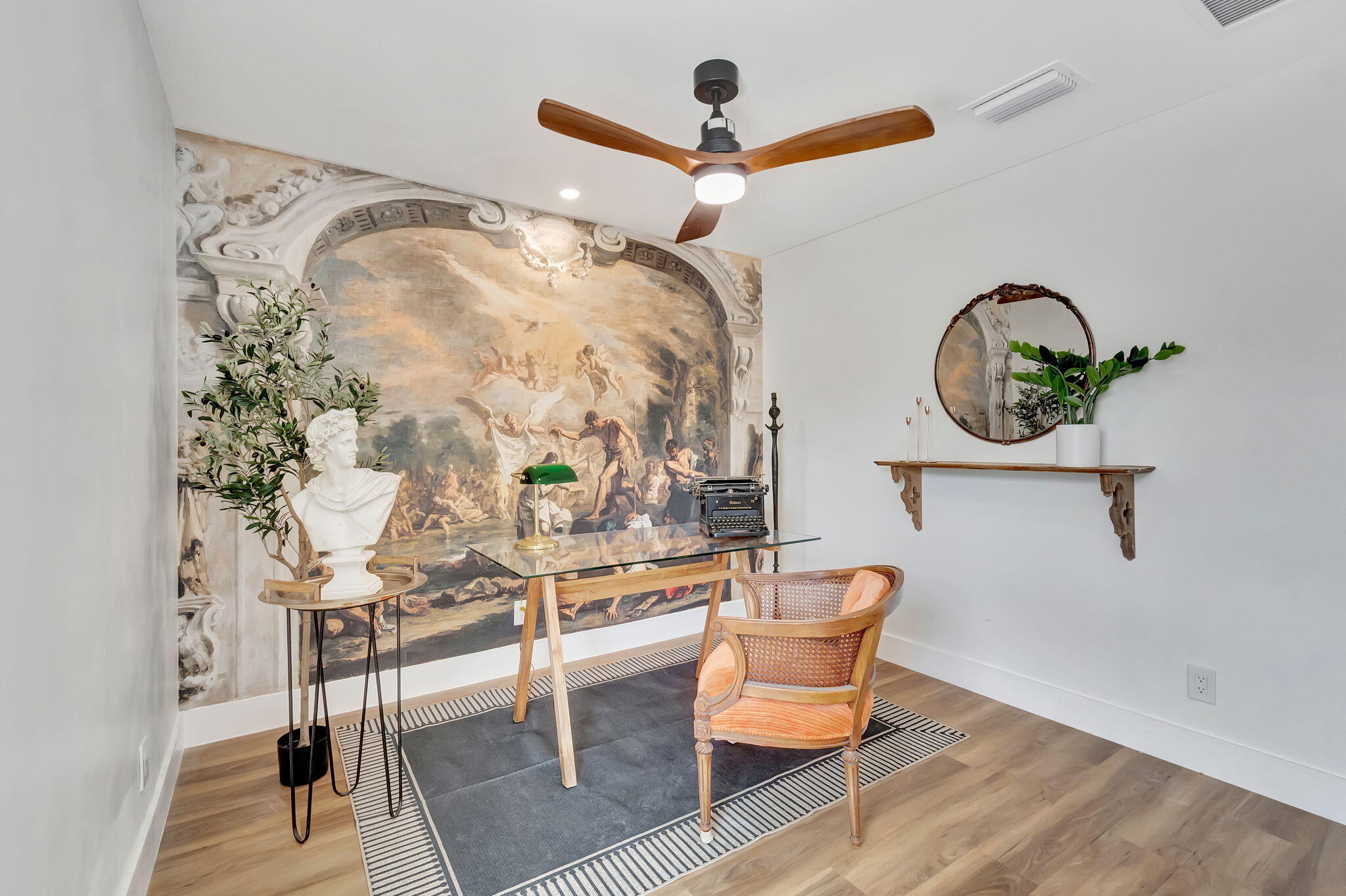 625 Las Palmas Park