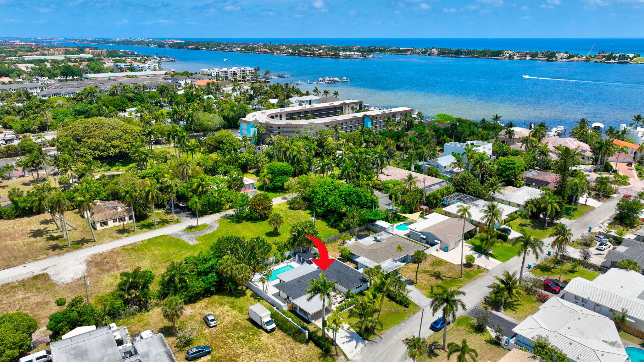 625 Las Palmas Park