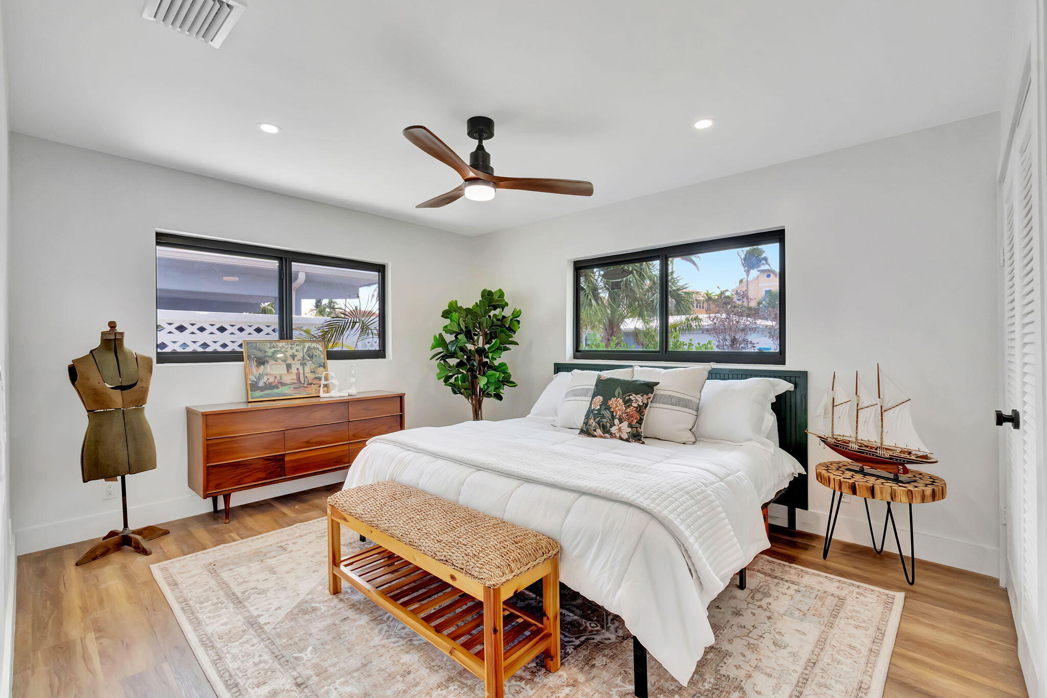 625 Las Palmas Park