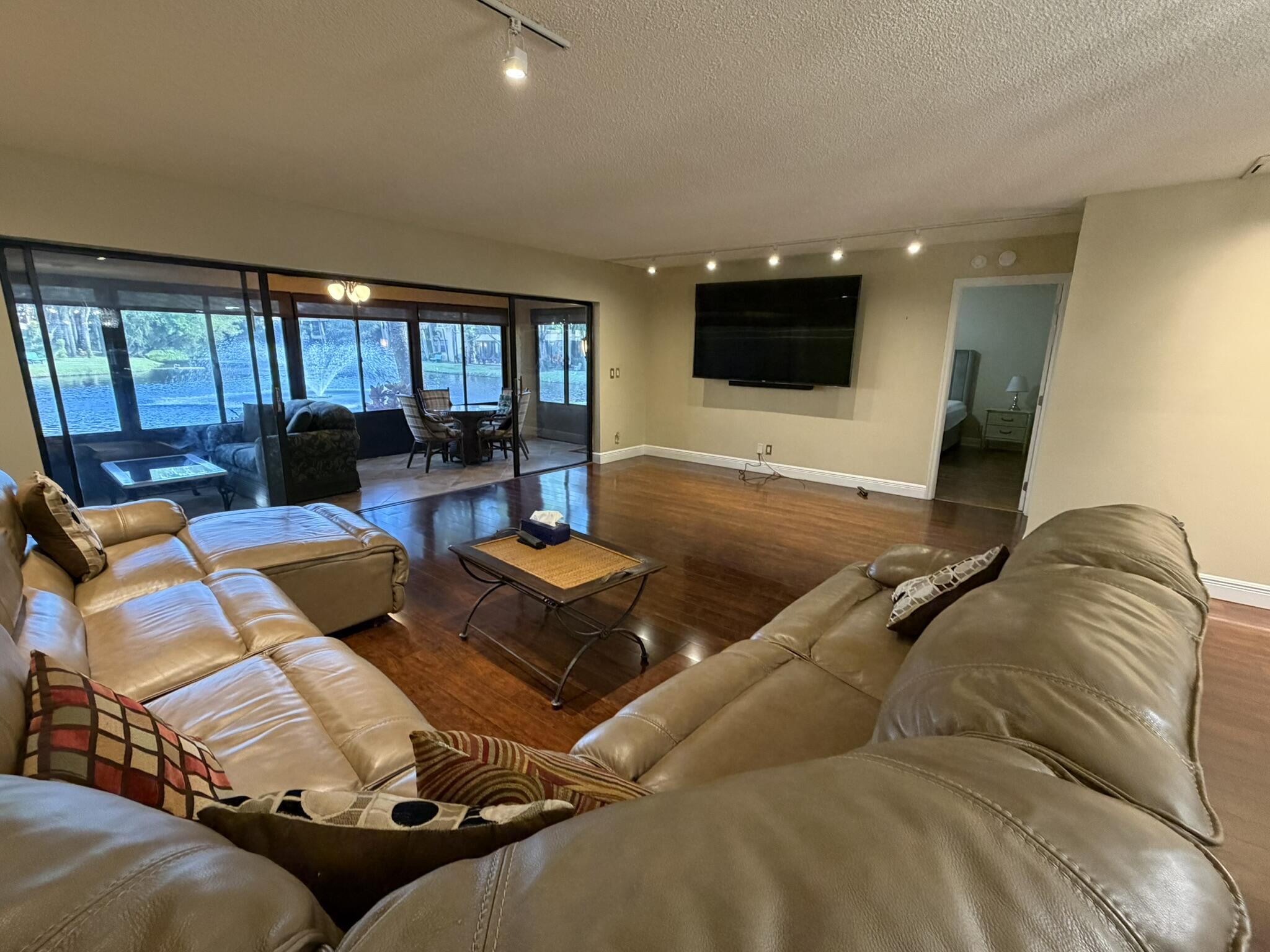 11268 Aspen Glen Drive 103