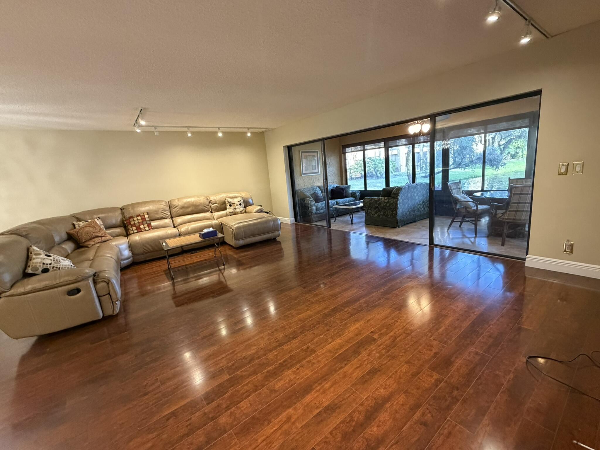11268 Aspen Glen Drive 103
