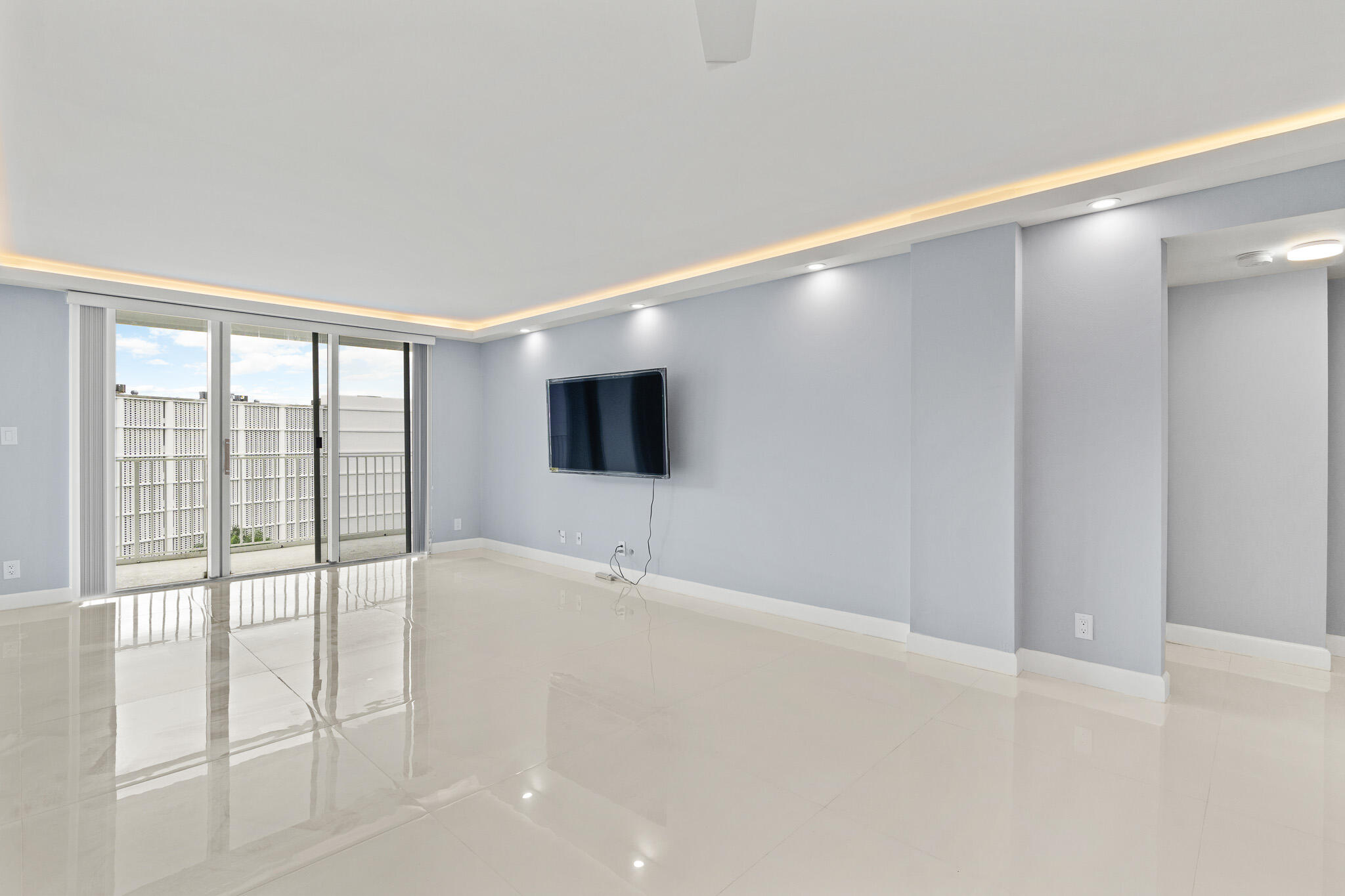 3580 S Ocean Boulevard 8b