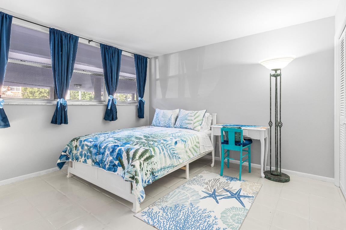 2525 Florida Boulevard 133