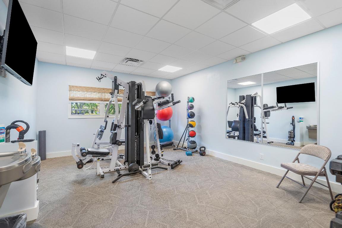 2525 Florida Boulevard 133