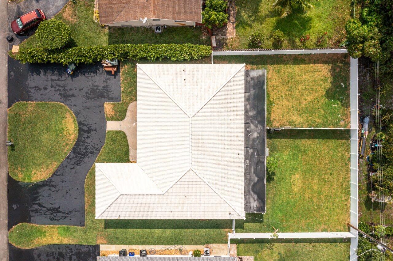 245 SW 6th Street
