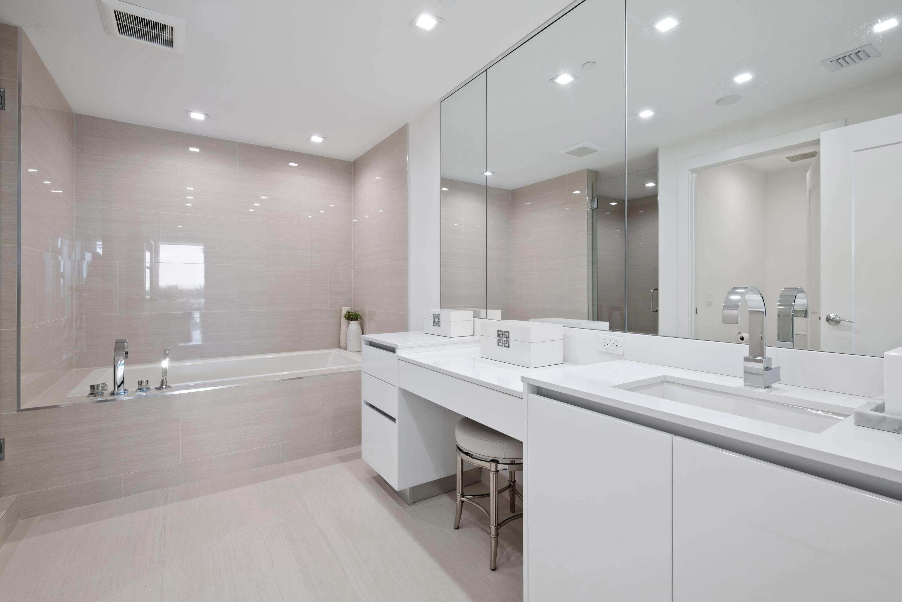 20155 Boca West Drive C504