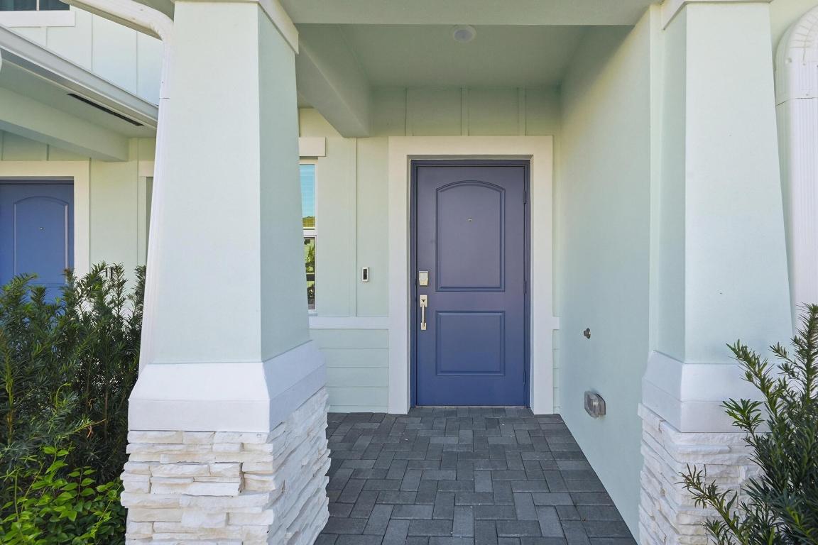 19568 Whispering Creek Road