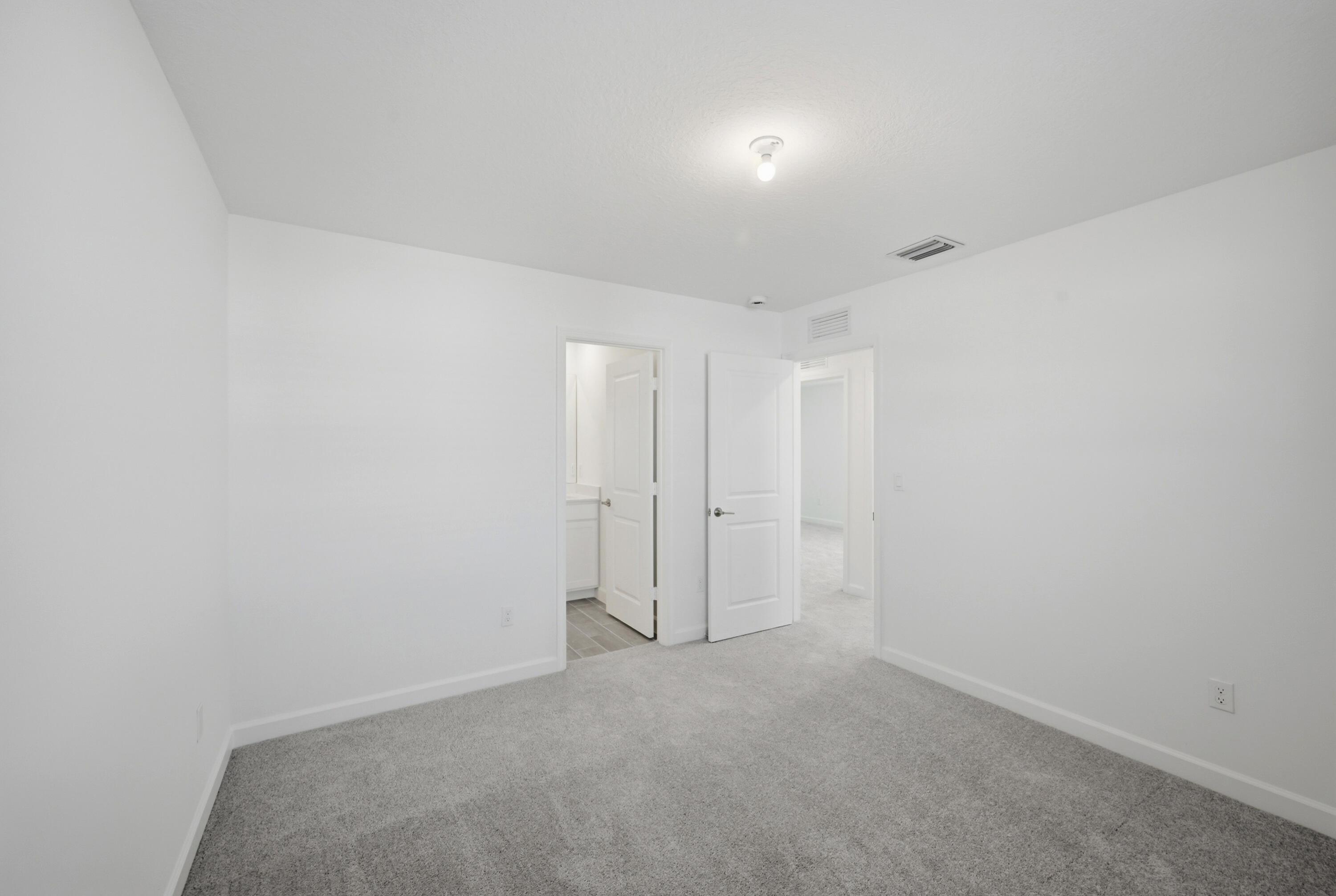 19568 Whispering Creek Road