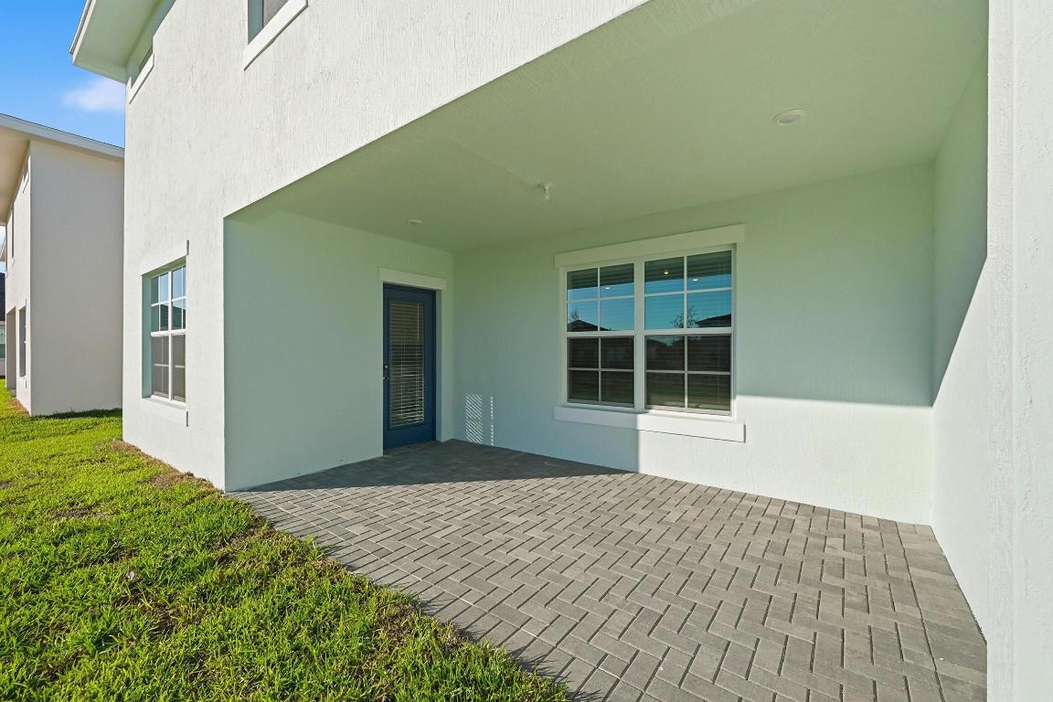 19568 Whispering Creek Road