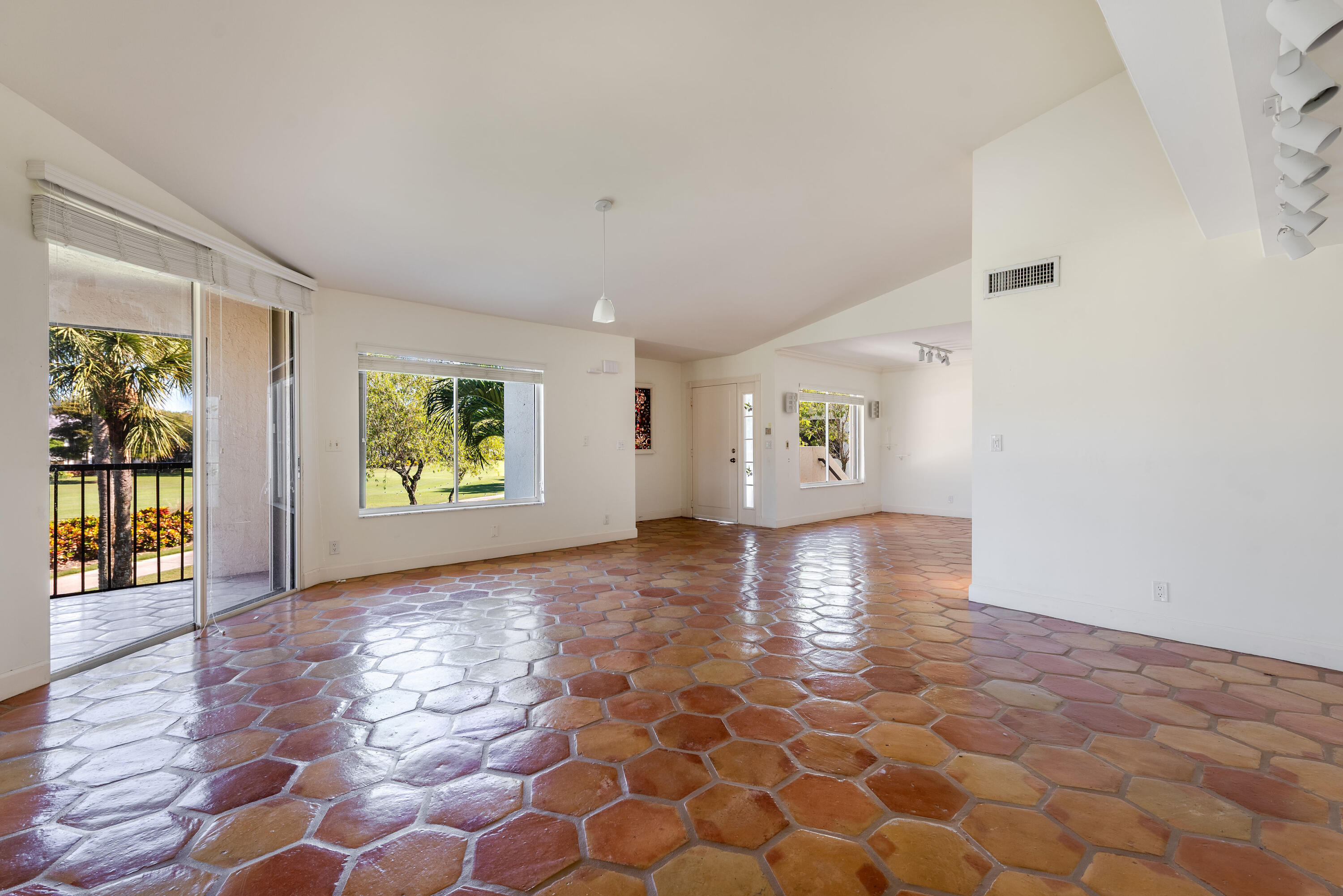 7473 Victory Lane 8704, Delray Beach Unit: 8704