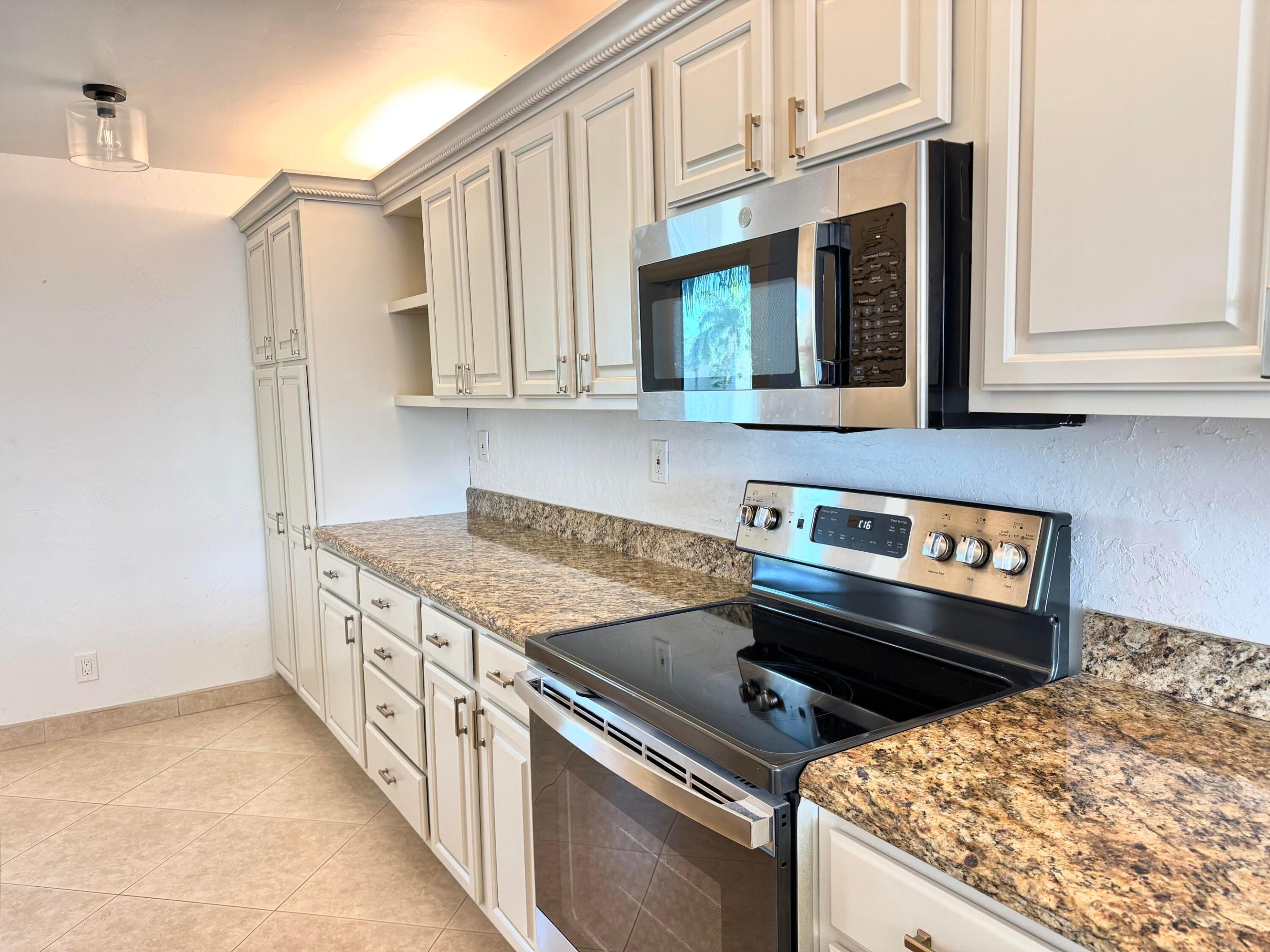 13 Royal Palm Way 302, Boca Raton Unit: 302