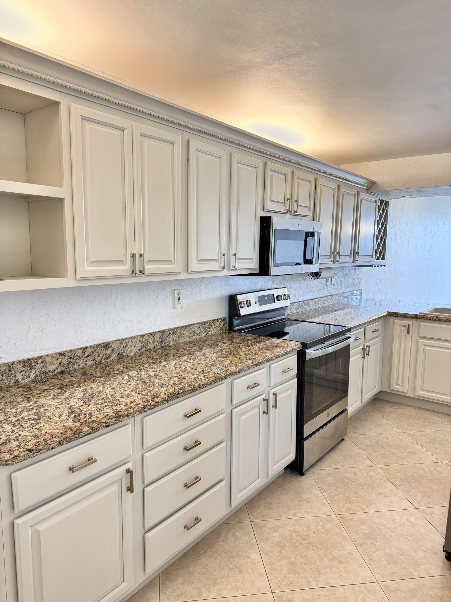 13 Royal Palm Way 302, Boca Raton Unit: 302