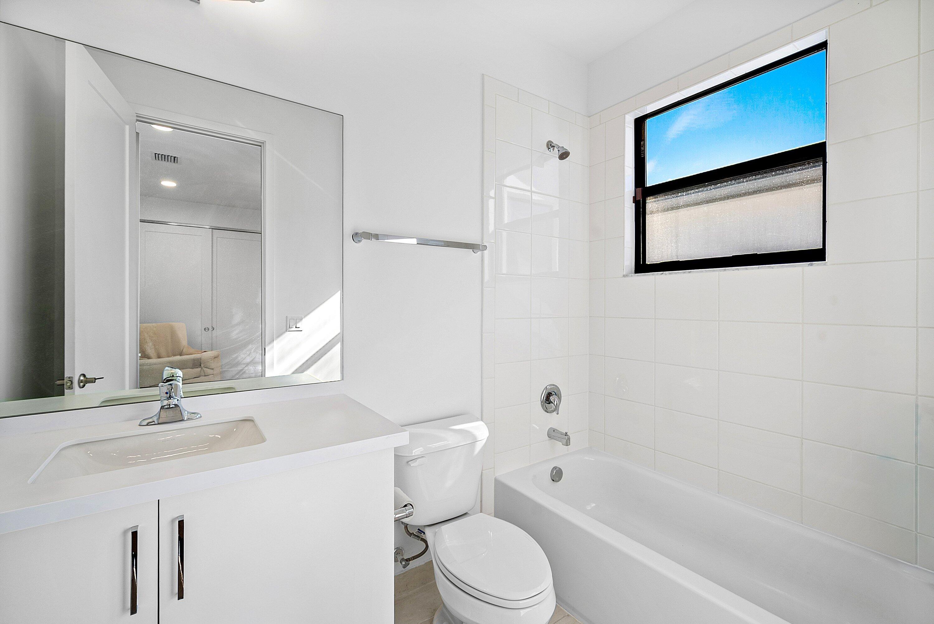 17100 Rainbow Falls Trail, Boca Raton