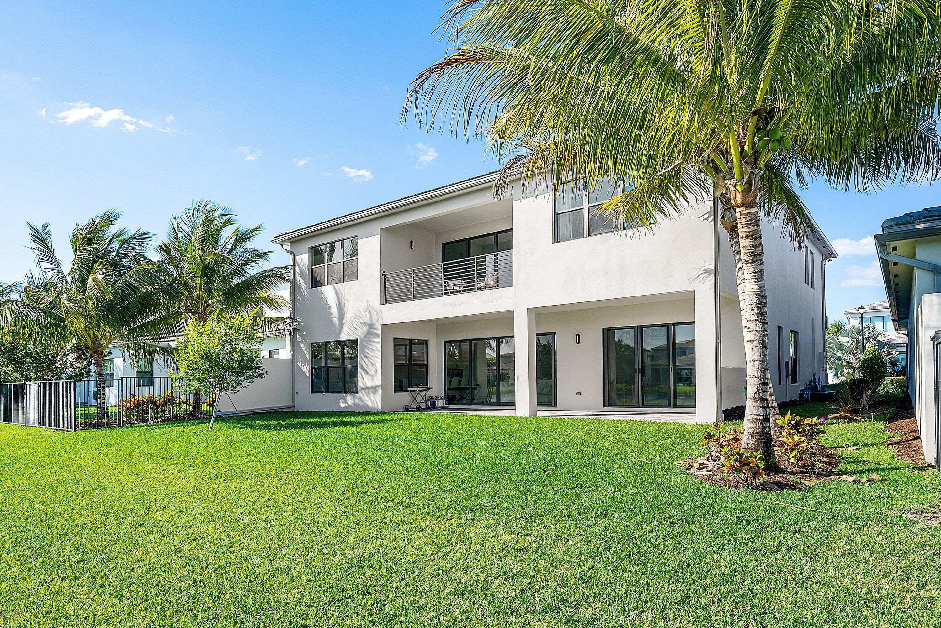 17100 Rainbow Falls Trail, Boca Raton