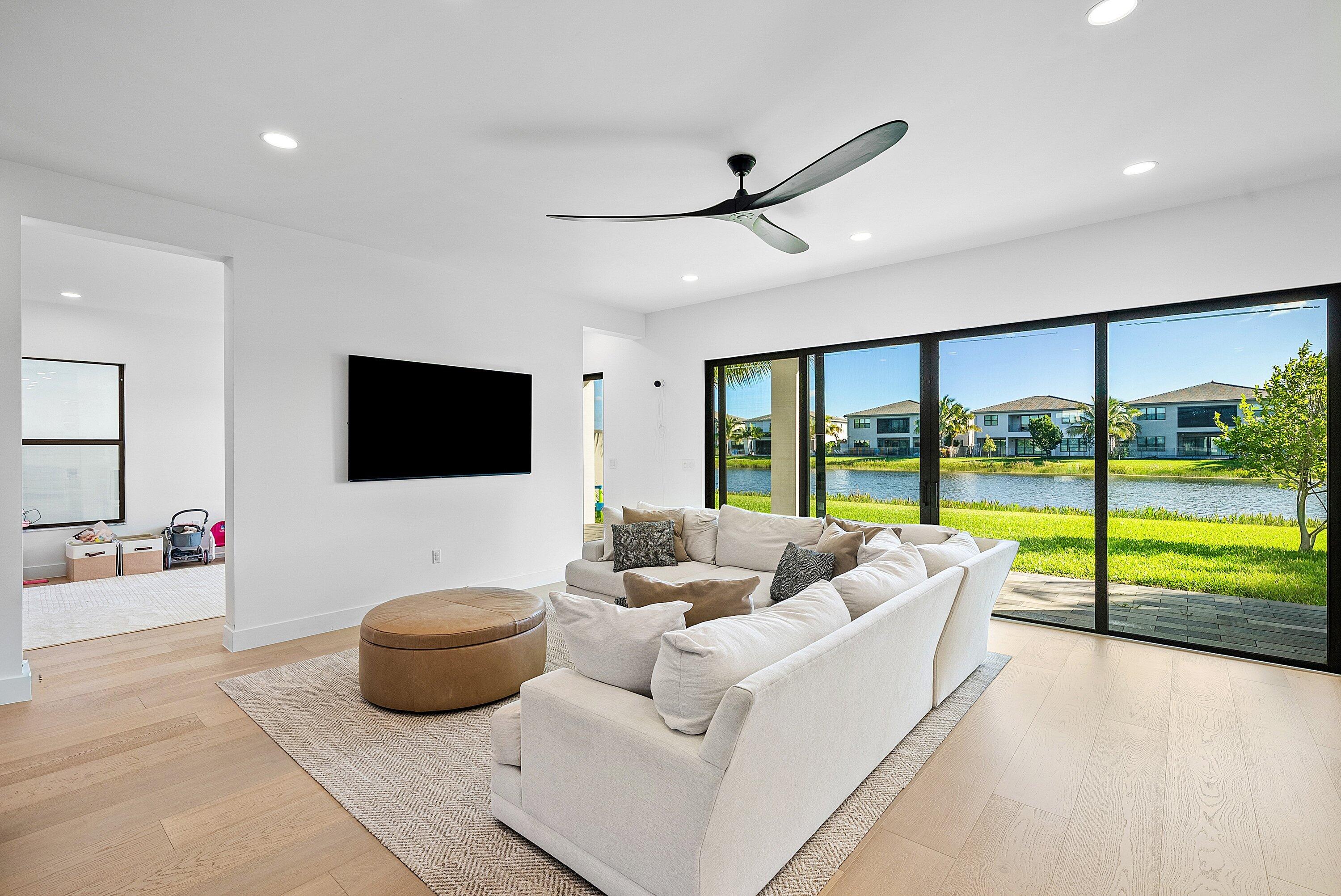 17100 Rainbow Falls Trail, Boca Raton