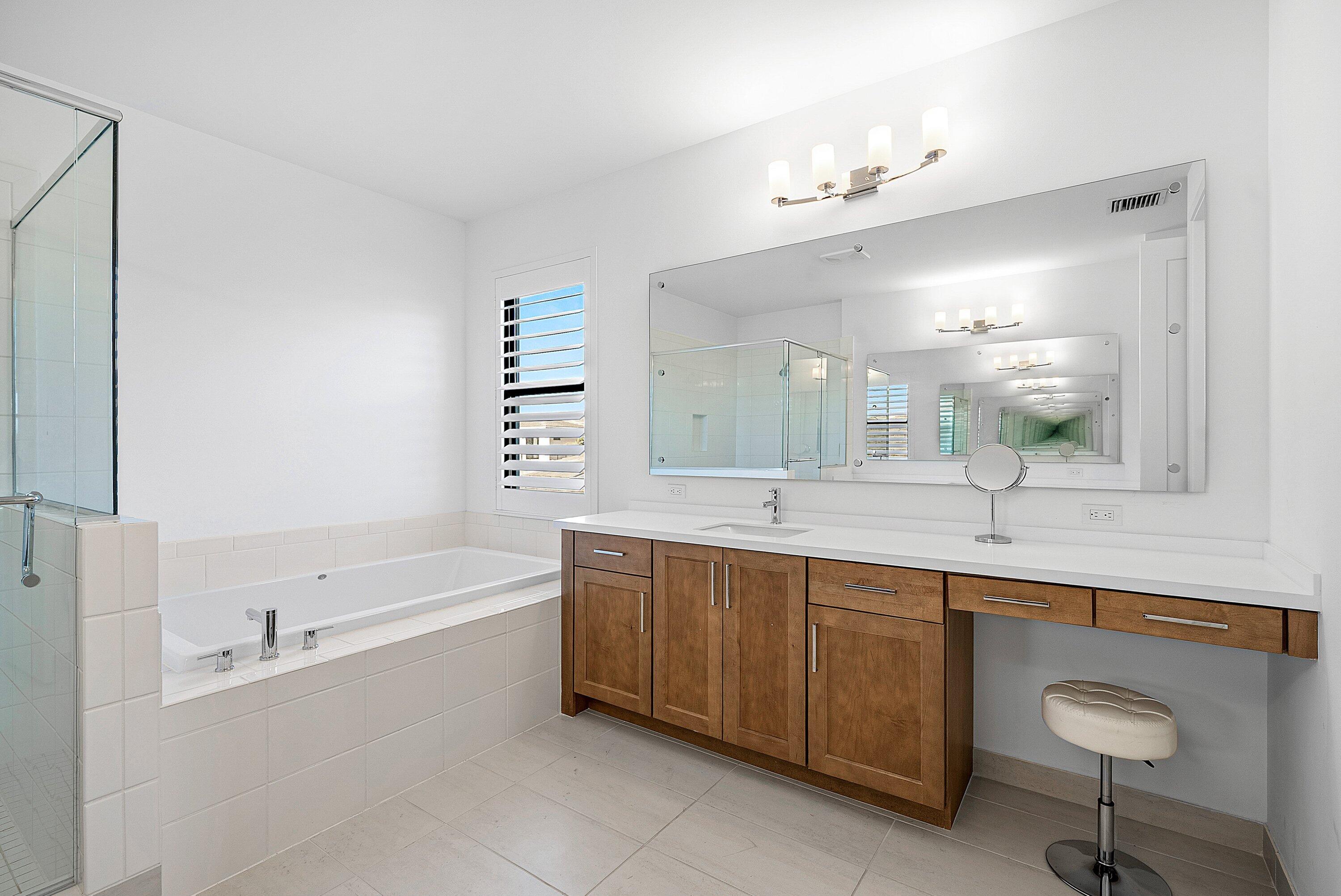 17100 Rainbow Falls Trail, Boca Raton