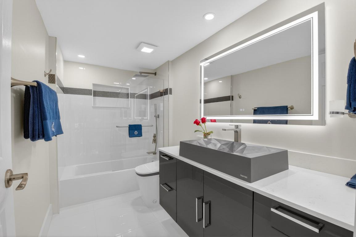 7835 Lakeside Boulevard 925, Boca Raton Unit: 925