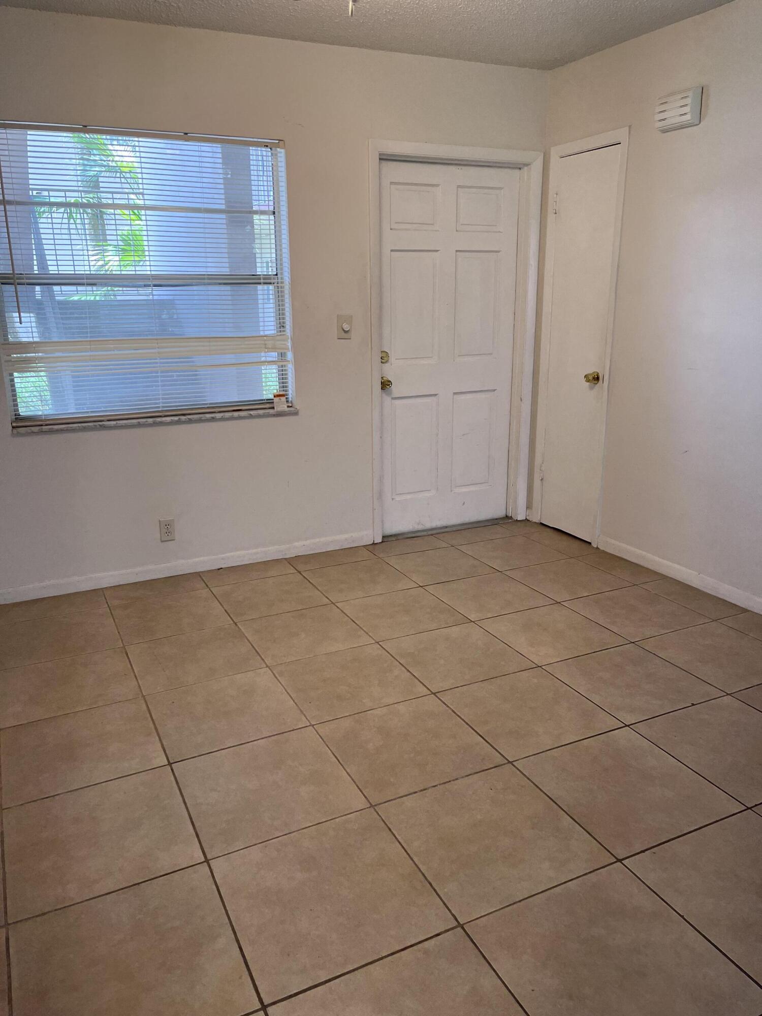 8141 SW 24th Court 108, Davie Unit: 108