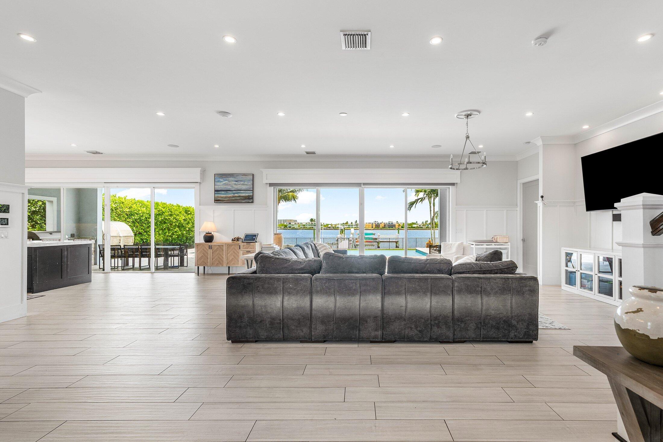 2100 Notre Dame Drive, Lake Worth Beach