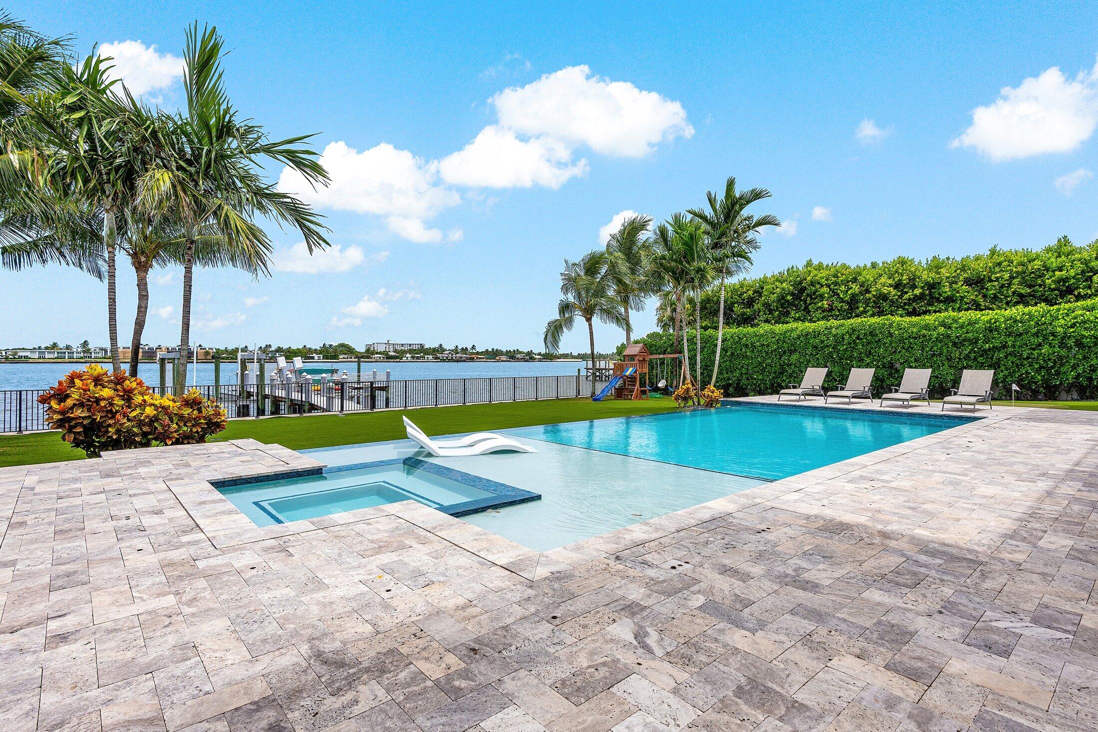 2100 Notre Dame Drive, Lake Worth Beach