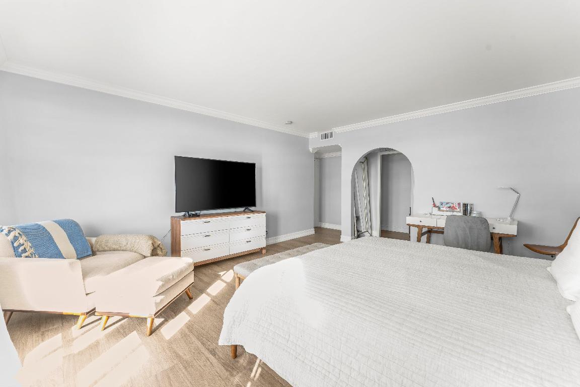 3475 S Ocean Boulevard 6010, Palm Beach Unit: 6010