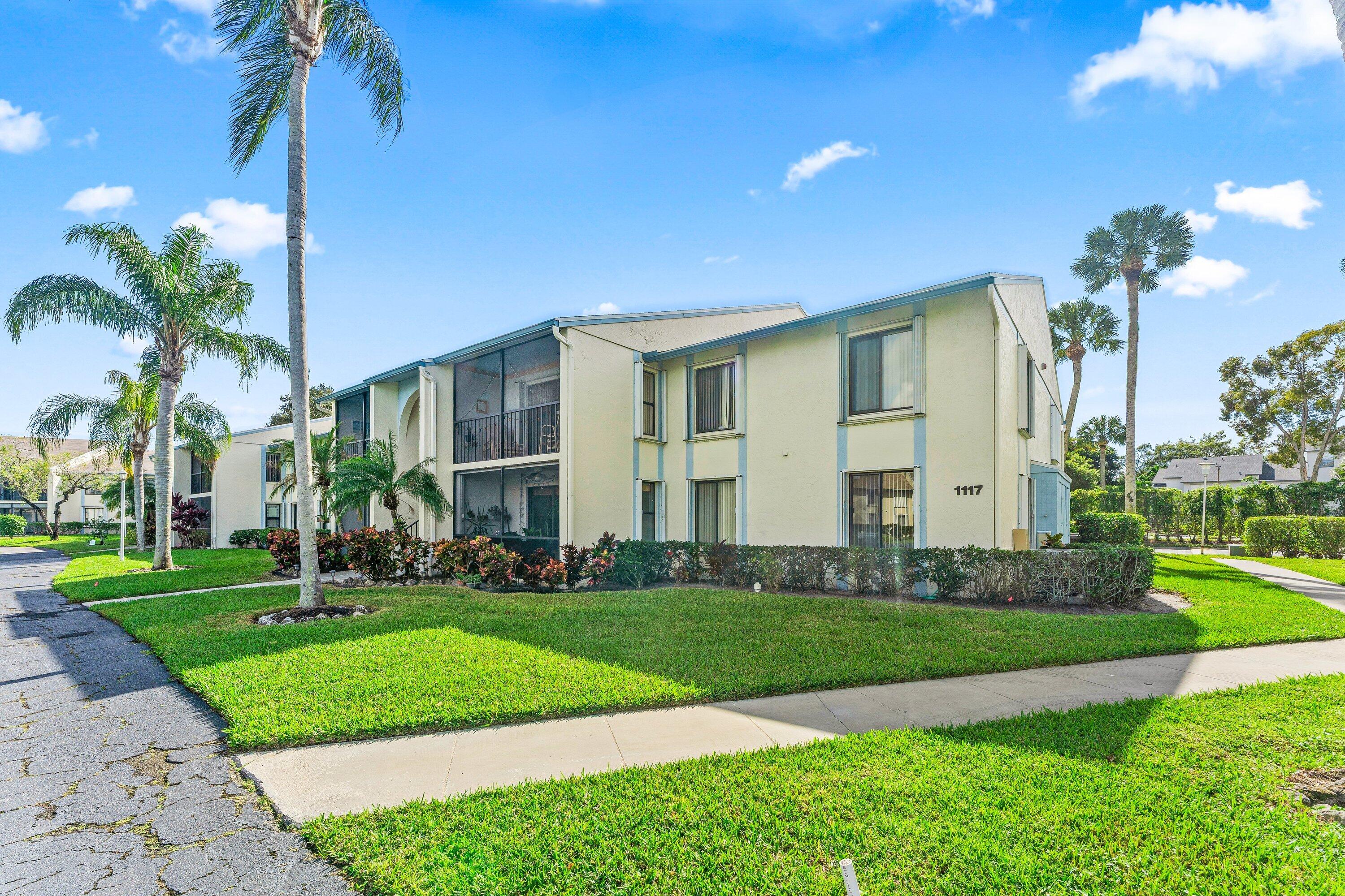 1117 Green Pine Boulevard D2, West Palm Beach Unit: D2