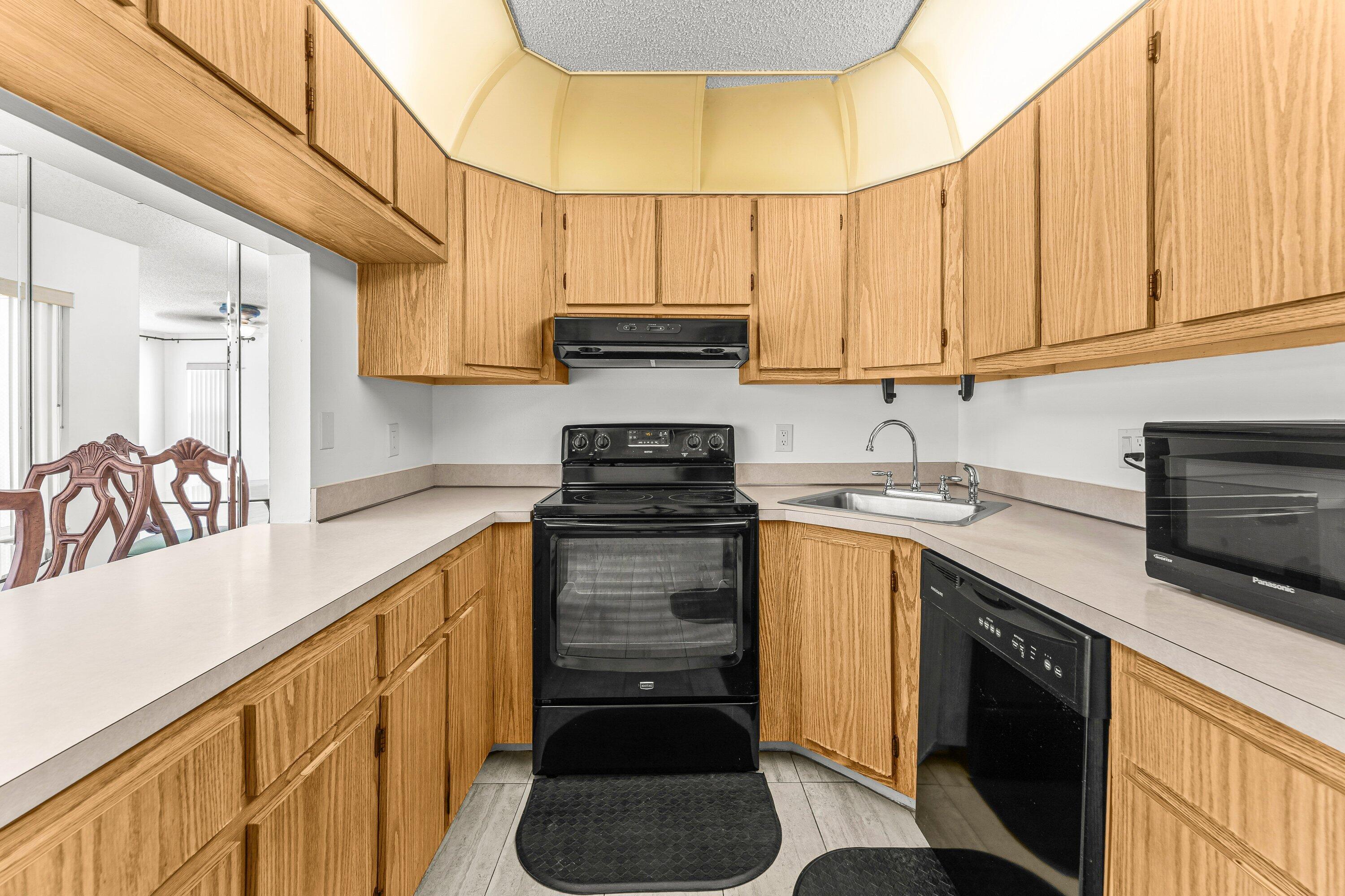 1117 Green Pine Boulevard D2, West Palm Beach Unit: D2