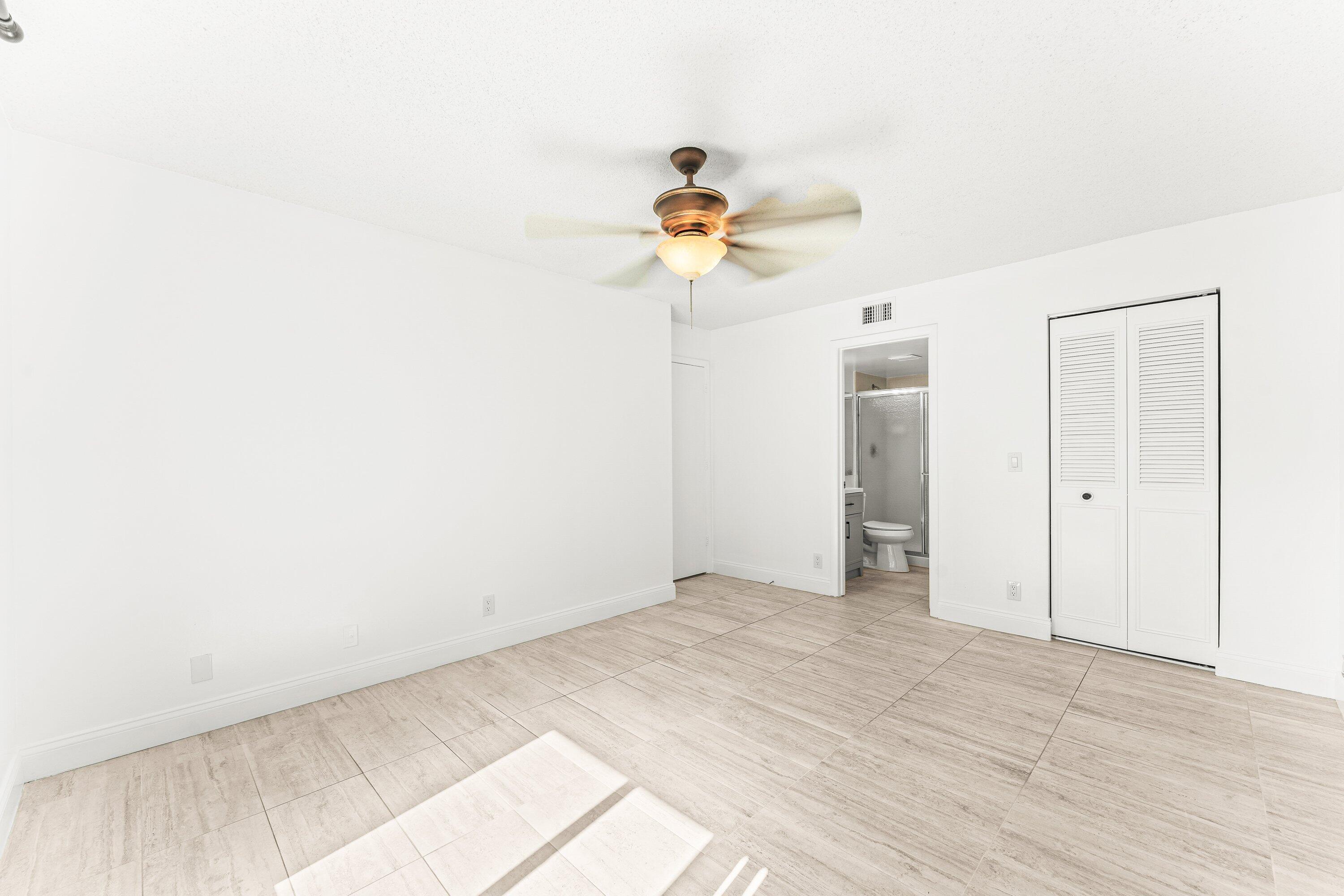 1117 Green Pine Boulevard D2, West Palm Beach Unit: D2