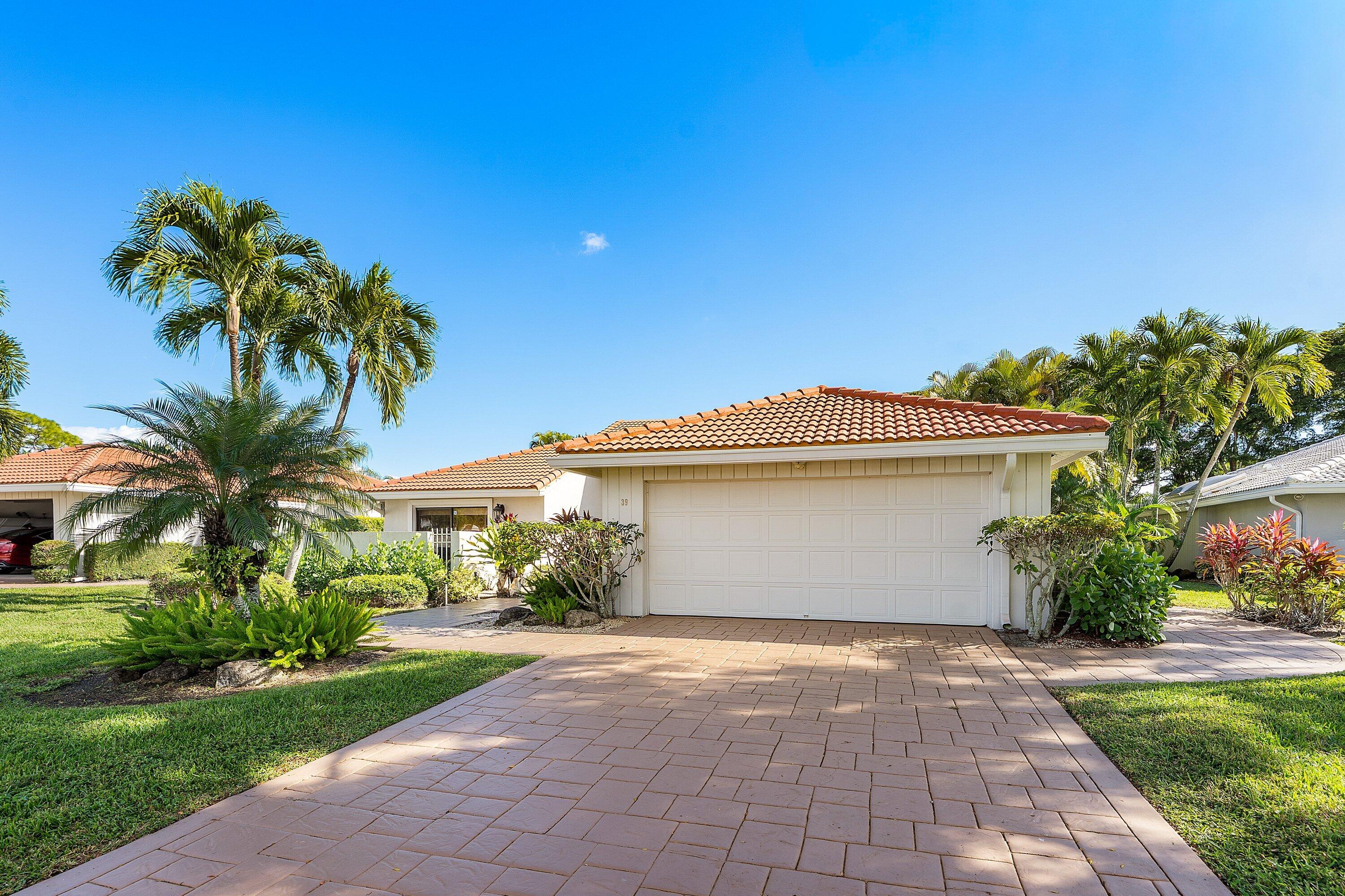 39 Estate Drive, Boynton Beach