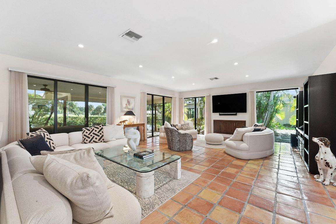 39 Estate Drive, Boynton Beach